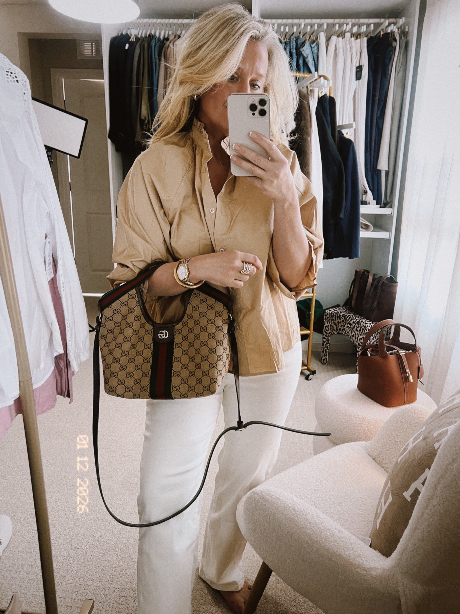  ✨Tap the bell, save and ❤️ for over 40 fashion, midlife style, midsize fashion and luxury looks for less. 

Style habit I'm leaving behind in 2025 is the mindset that I have to spend a lot of money to look expensive or own high-quality clothes. That's simply not the fact here's a tip don't look at the brand look at the material blend and how the outfits the tops and the pants are structured. That's gonna tell you if this is a good piece. There's a lot of brands that are very overpriced right now. You do not need to spend that kind of money and to get that polished look anyhow this is a great outfit, the top is a size large, size down and I'm wearing a size 12 in jeans and TTS.

👑"Helping you look good, feel good!" - Lindsey Denver

Over 40 fashion, over 50 style, midlife style, midsize fashion, Gen X style, body confidence, perimenopause style, mom outfits, over 45 style, over 50


Follow my LTK @Over40andmidlife on the @shop.LTK app to view this post and get my exclusive app-only content!

#liketkit #LTKFindsUnder50 #LTKOver40 #LTKMidsize
@shop.ltk
https://liketk.it/5LDAg