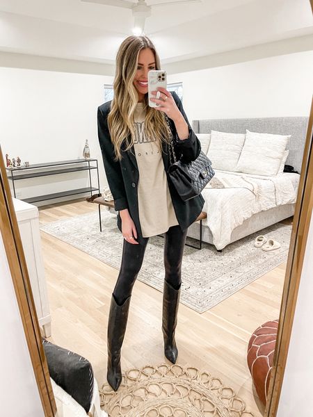Holiday outfit / thanksgiving outfit / amazon fashion / fall outfit

Sized up to a large in tee, small in the blazer, small in the leggings, 7 in the boots 


#LTKshoecrush #LTKunder100 #LTKstyletip