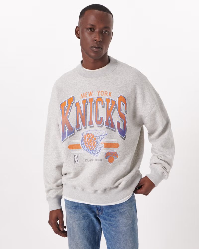Men's New York Knicks Graphic Crew Sweatshirt | Men's | Abercrombie.com | Abercrombie & Fitch (US)