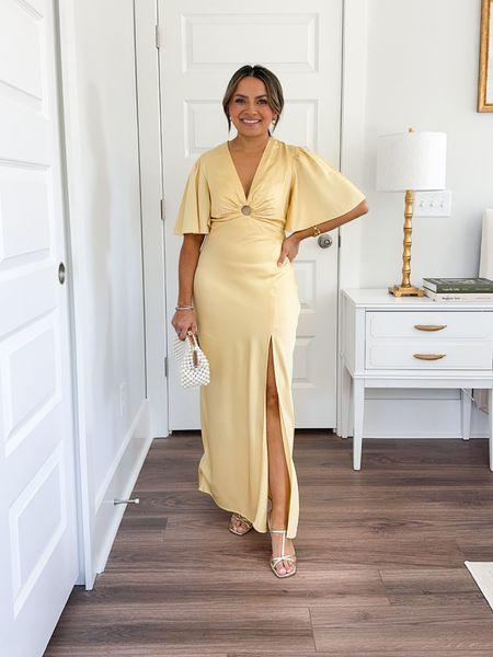 Yellow O-ring gown size XS Petite TTS - sized up a size for room in the hips
Gold heels size 5 TTS 

Wedding Guest Dress
Graduation Dress 
Spring Dress 
Summer Dress 
Special Occassion dresses 
Special Occasion dress
Cocktail dress
Destination wedding 


Honey Sweet Petite 
Honeysweetpetite 

#LTKwedding #LTKstyletip #LTKparties
