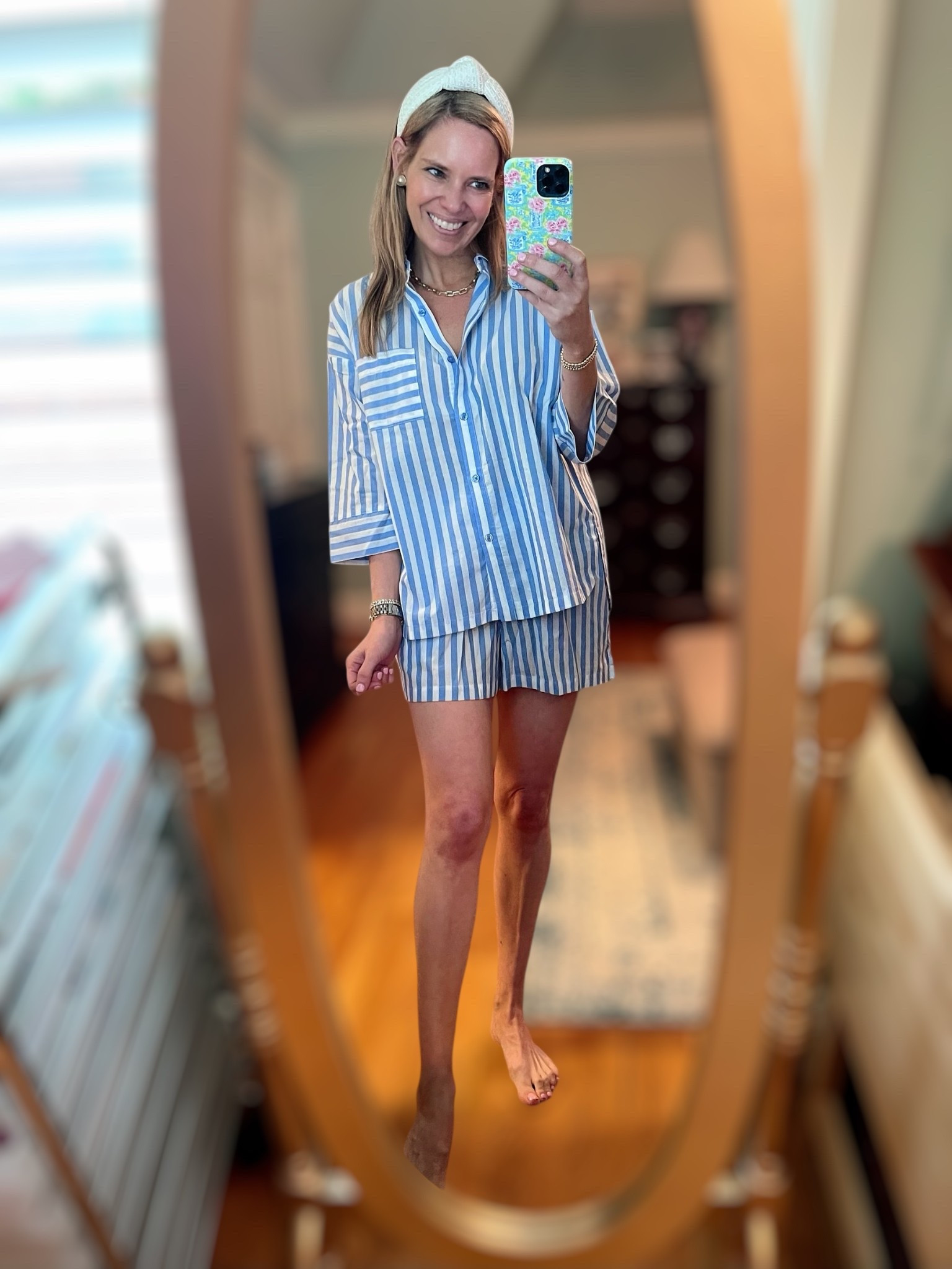 🌀 $17 LINEN SET ALERT! 🌀 This striped set is soft, breezy, and beyond versatile — I styled it as loungewear, but it’s cute enough to wear out 💙 The top has an oversized fit with a chic front pocket, and the matching shorts are a comfy mid-rise 🌬️ I’m in a size S (styled oversized) and it comes in XS–3X with 6+ prints! 🧺

👕 55% linen / 45% rayon
🧼 Machine washable
🛍️ Comes as a set for under $20!
📦 Amazon Prime
🎀 Headband + gold jewelry elevate the look for errands or a coffee run ☕️

📲 Linked this budget-friendly fave in my LTK!
💸 Code PREPPYREBEL gets you 10% off Melinda Maria jewelry layered here 💫

#AmazonFashion #LinenSet #SummerStyle #ComfyAndCute #MatchingSet #AmazonFinds #PreppyStyle #LTKunder50 #LTKsummer #LTKsalealert


#LTKSaleAlert #LTKFindsUnder50 #LTKFindsUnder100