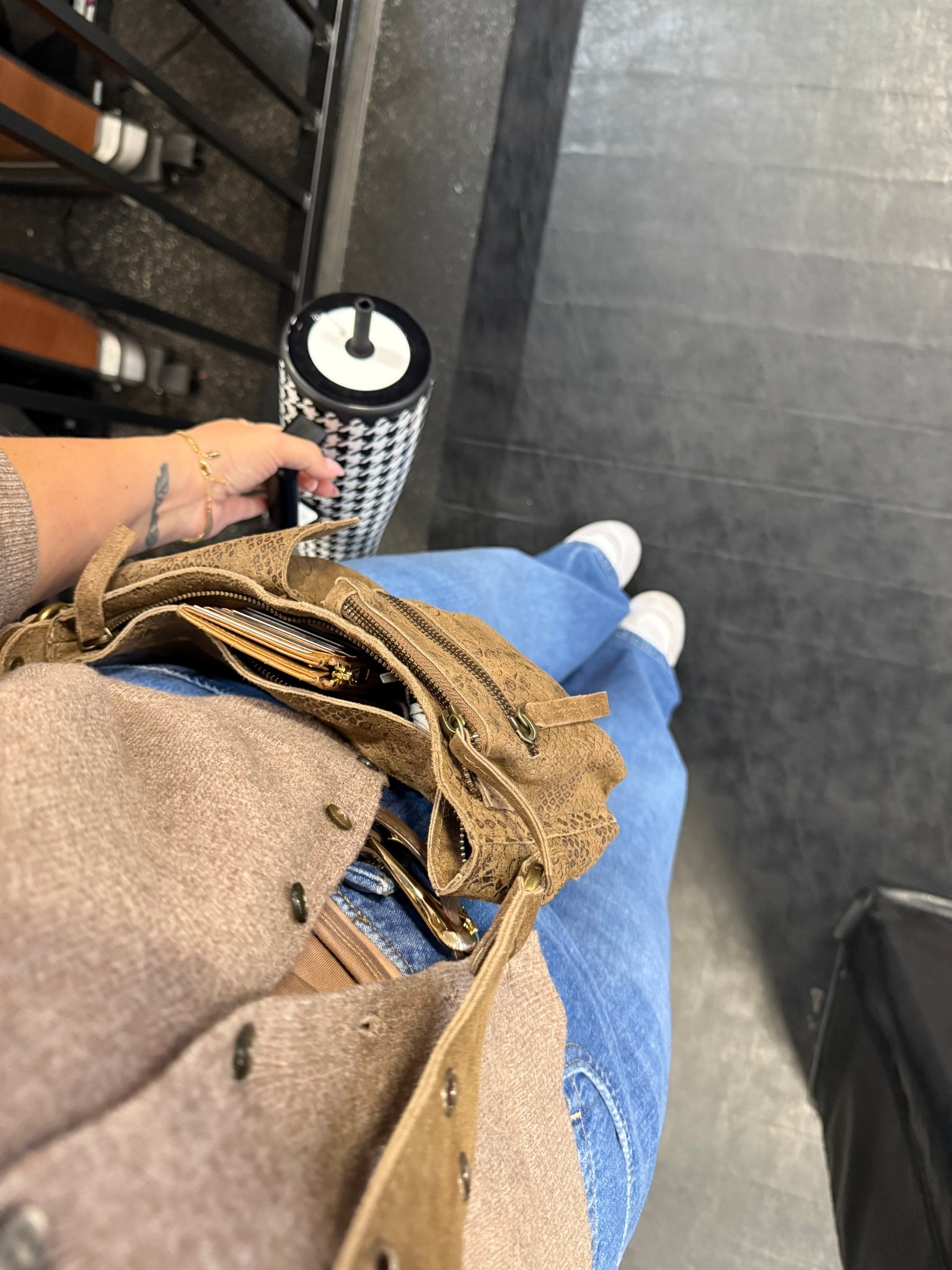 Jeans, 31
Tank & sweater, large
Sneakers, 10
Belt, Large

Fall outfit, casual style, size 12, BruMate, free people, old navy 

#LTKSeasonal #LTKMidsize #LTKStyleTip