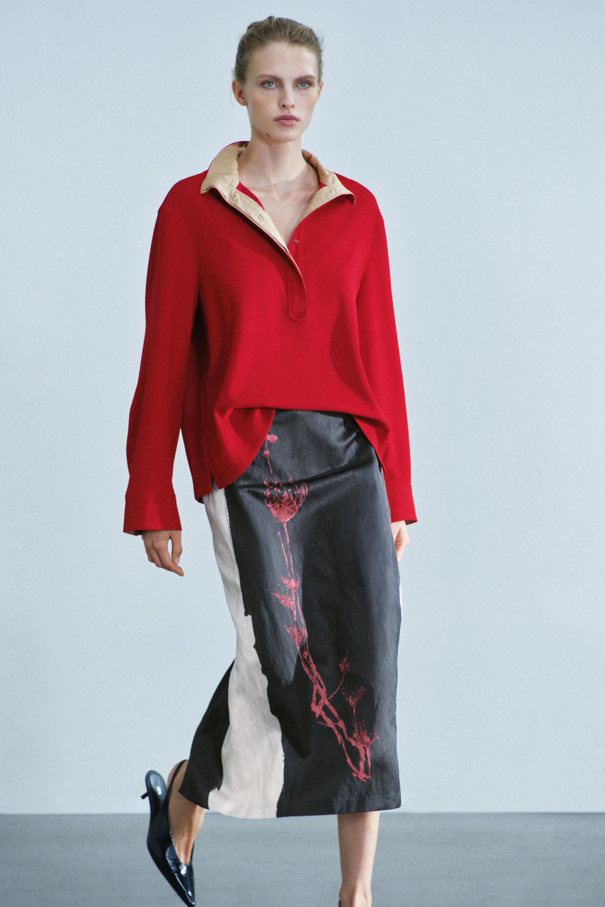 ZARA WOMAN COLLECTION

Aus Viskosegarn gefertigte Bluse. Kontrastierender Reverskragen und lange ... | Zara DE