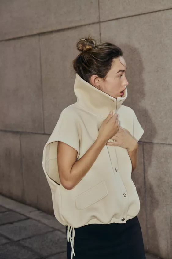 PIQUÉ VEST | Zara US