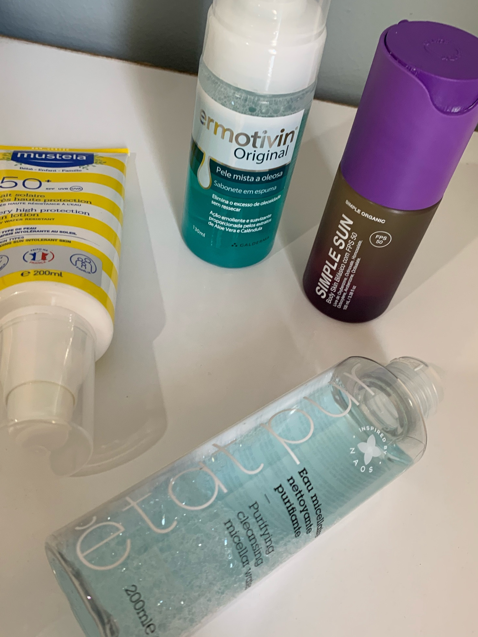 Skincare básica + corpo cheiroso e refrescante é a melhor combinação pra usar nesse calorão 


#LTKbeauty #LTKfamily #LTKbrasil