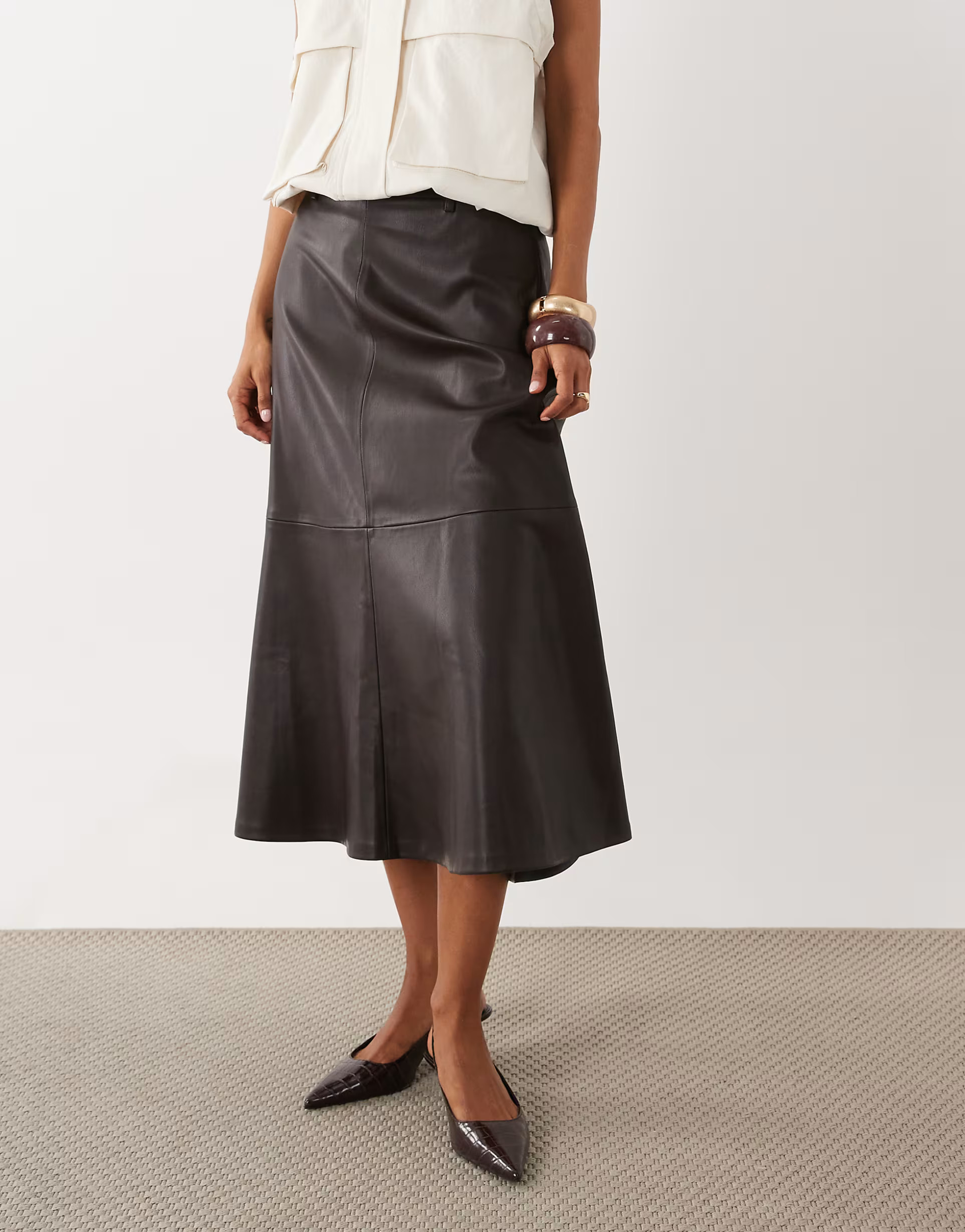 Mango faux leather midi skirt in brown | ASOS (Global)