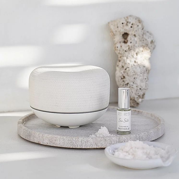 Textured Ceramic Electronic Diffuser | The White Company (UK)