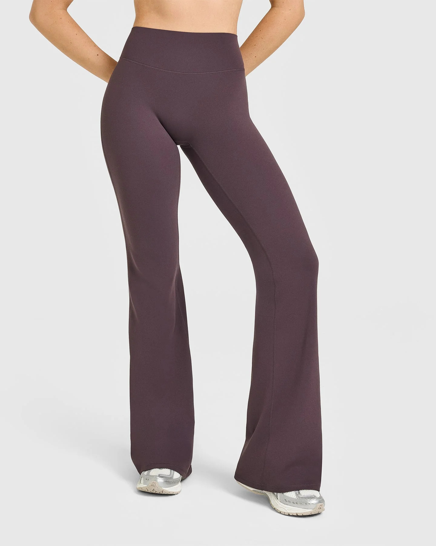 SoftMotion™ Flared Bottoms with White Logo 
 Dark Umber Brown | Oner Active (UK / US)