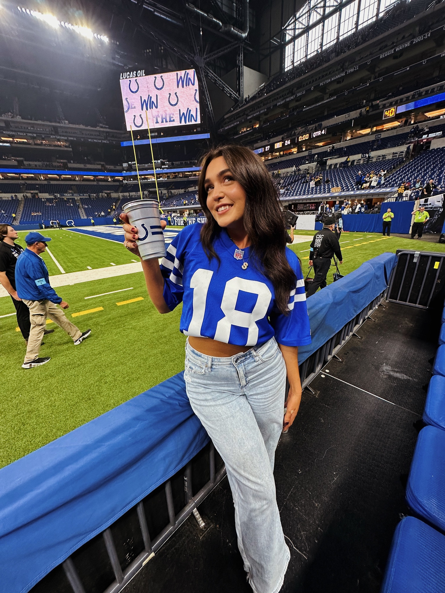 Indianapolis colts nfl game outfit, how to style jersey for women, game day look