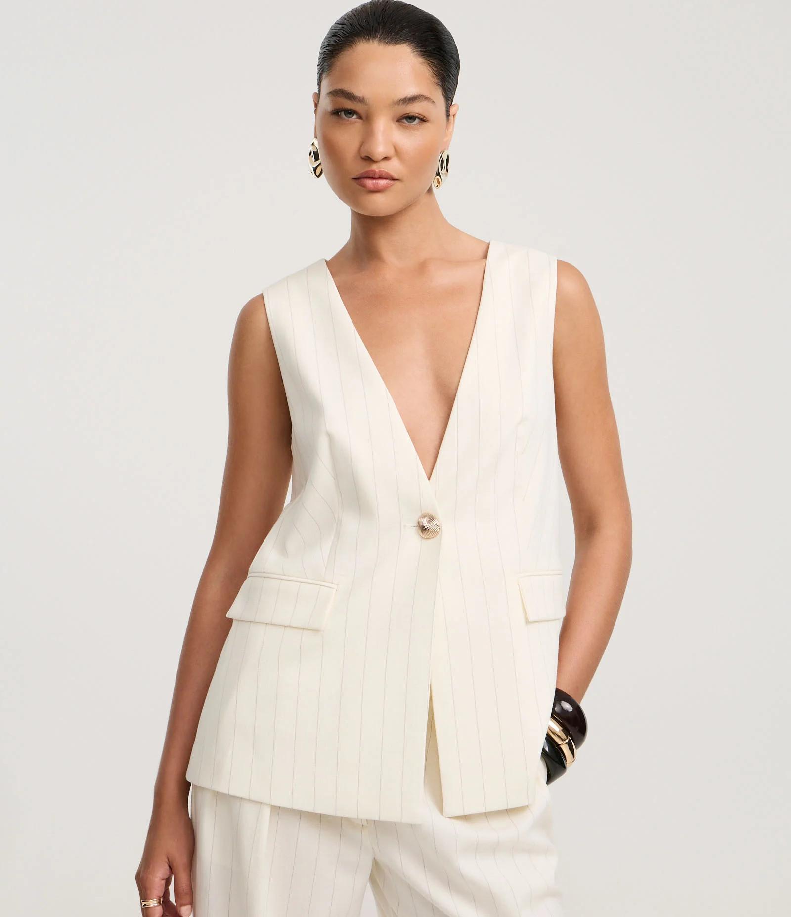 Colete Alongado Alfaiatado em Viscose com Amarração Off White - Lojas Renner | Renner (BR)