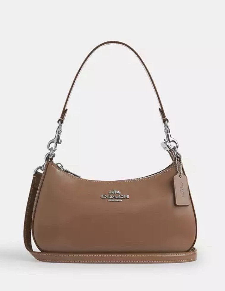 The cutest bag

#LTKCyberWeek #LTKHoliday #LTKGiftGuide