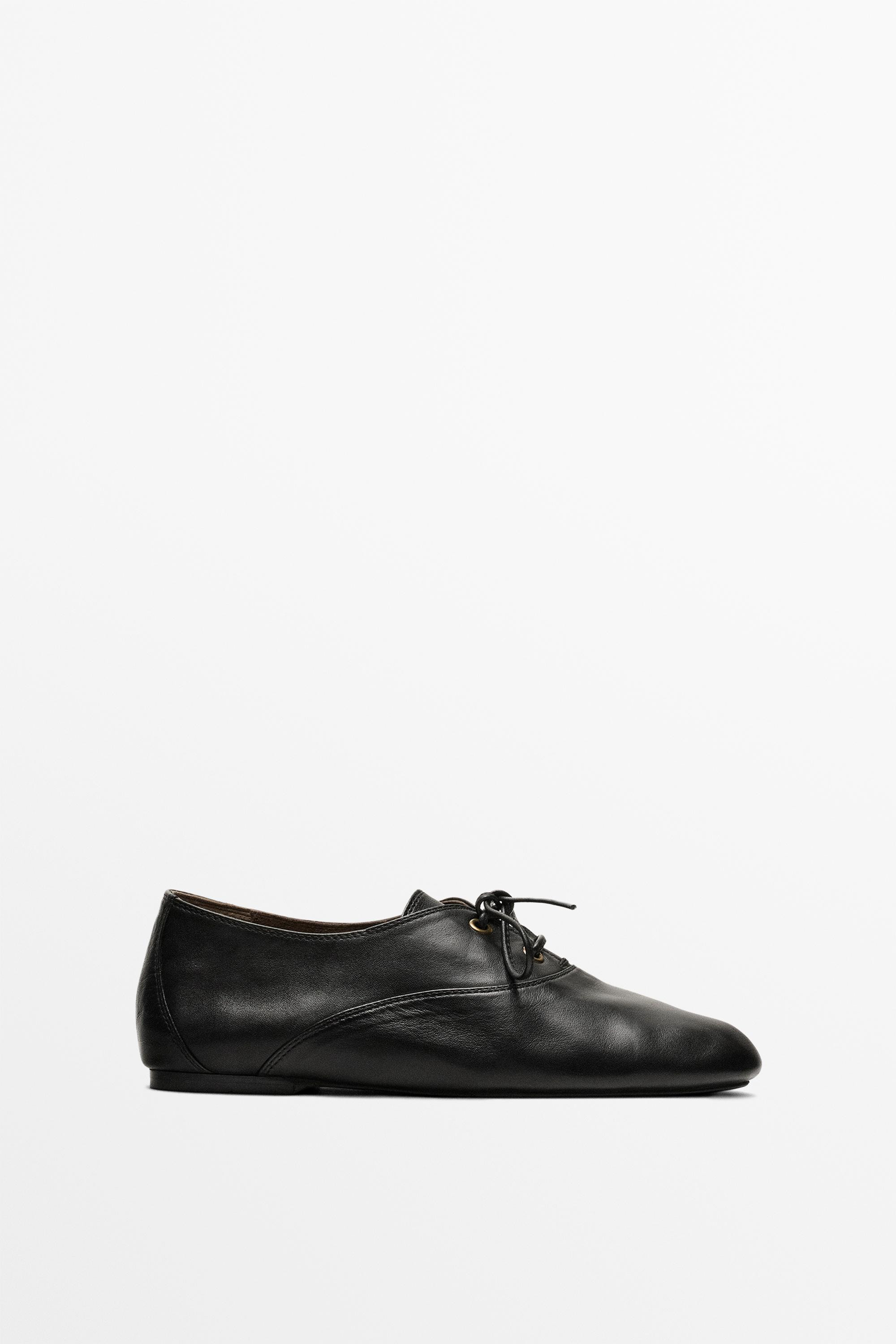 Soft leather lace-up shoe | Massimo Dutti US