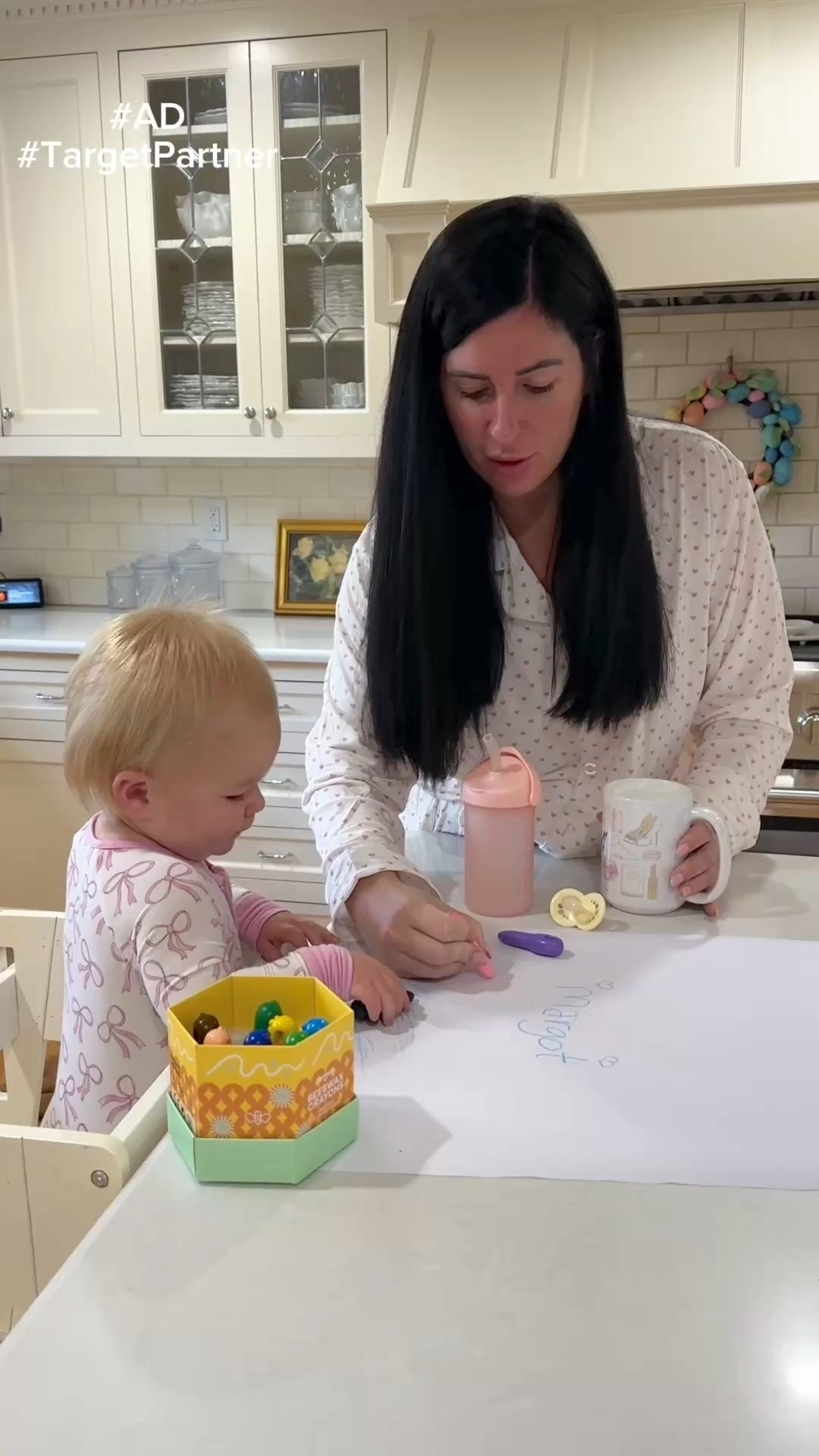  #ad Margot has been SO picky with her breakfast most mornings; Why eat, when you can play? The only foods in our breakfast rotation right now are yogurt and pancakes! I’ve been adding in our Enfagrow Gentlease powder into her yogurt and pancakes in the morning, which puts me at ease knowing she's still getting key nutrients, even when her palette is limited. Enfagrow has 29 key nutrients like brain building DHA, prebiotics, and fiber. It’s been a great complement to her “toddler diet” when she might not be getting all the nutrition she needs from her food alone. We pick it up on our @target runs- you can find it online or in store. @enfamil #targetpartner #target #enfagrow

