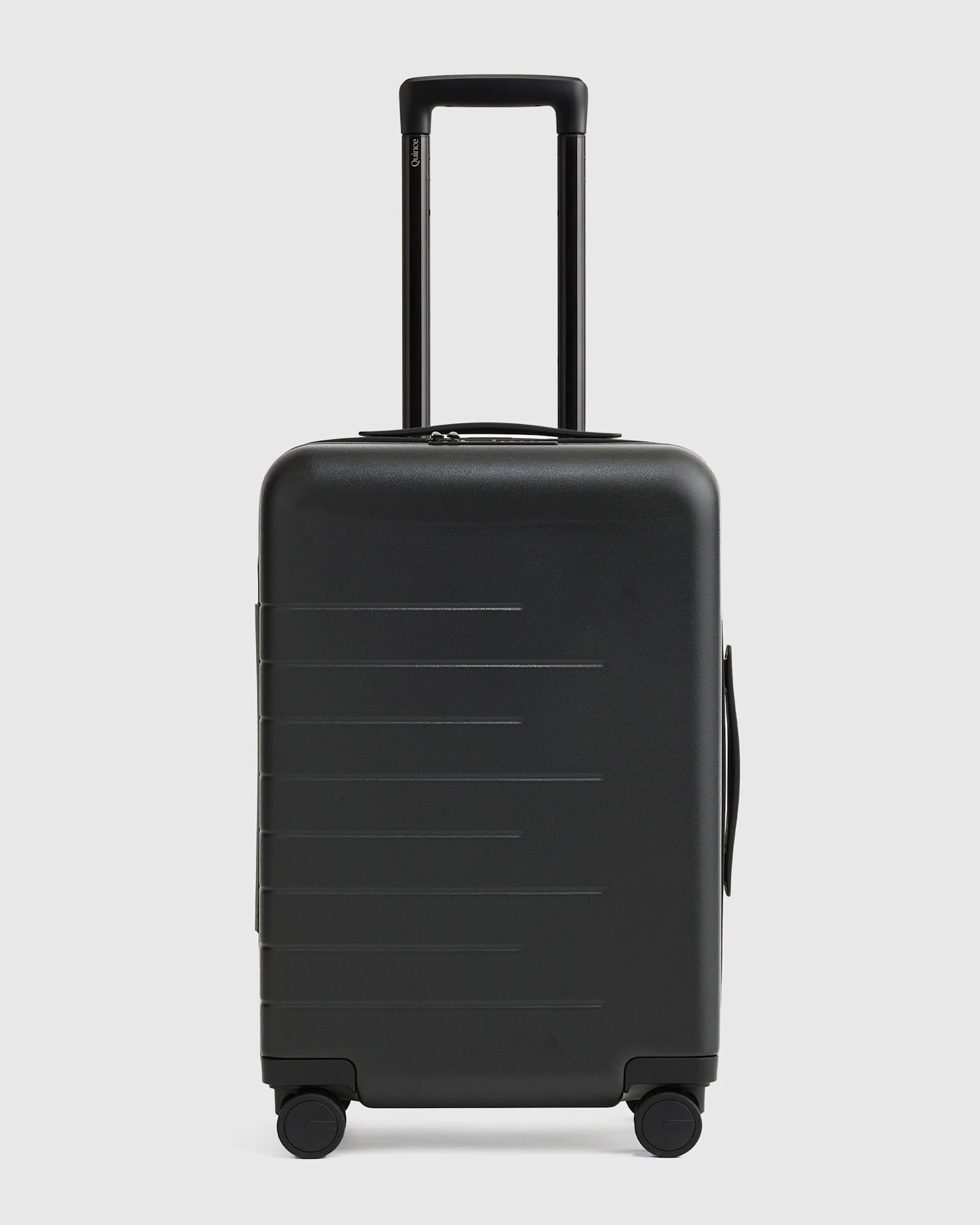 Quince | Expandable Carry-On Hard Shell Suitcase 21"" in Navy, Polycarbonte | Quince