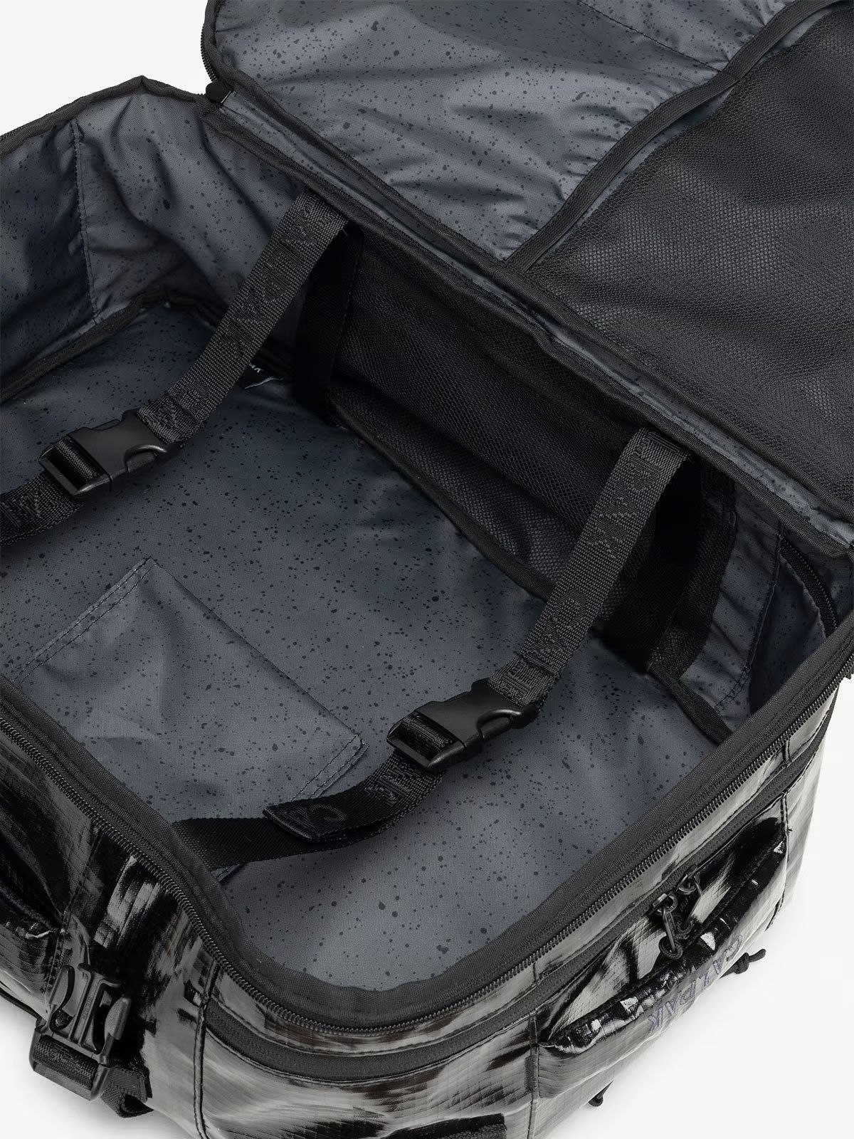 Terra 26L Laptop Duffel Backpack | CALPAK | CALPAK Travel