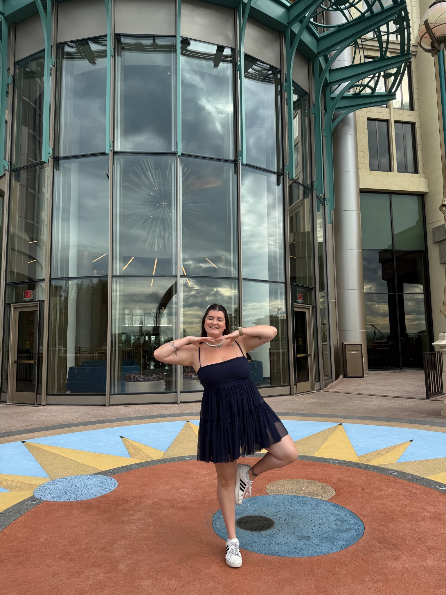 Fun hotel check in day outfit Inspo 

#LTKMidsize #LTKActive #LTKTravel