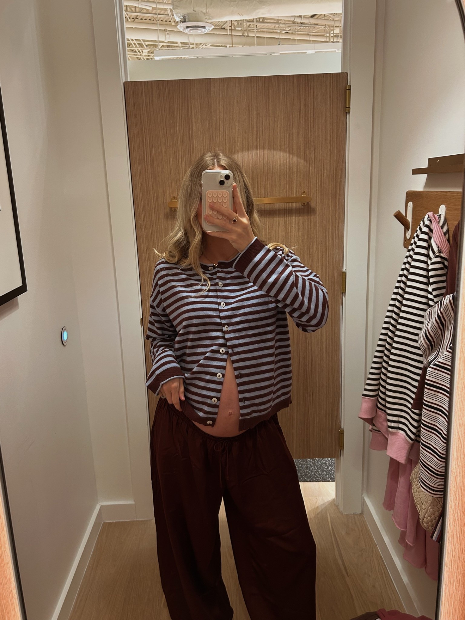 wearing a small in the cardigan (also linked the off the shoulder sweater in this same royal berry print!) & a small in the satin balloon pants

#LTKootd #LTKBump