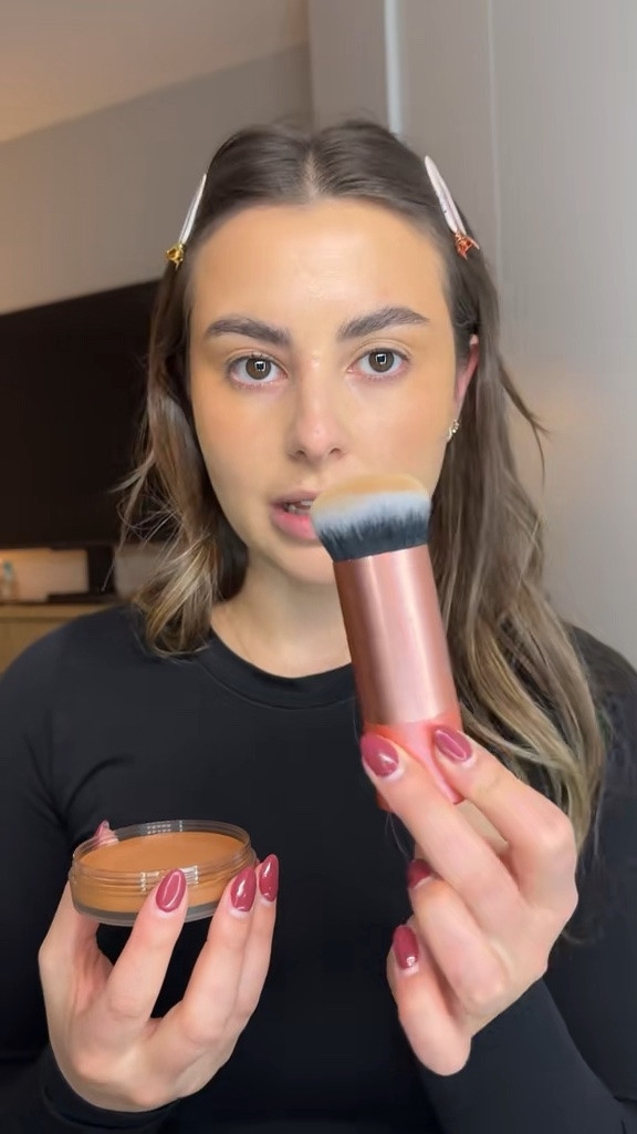 This Real Techniques brush is so good and so affordable! #makeup #brush #makeuptools #makeupbrush

#LTKBeauty