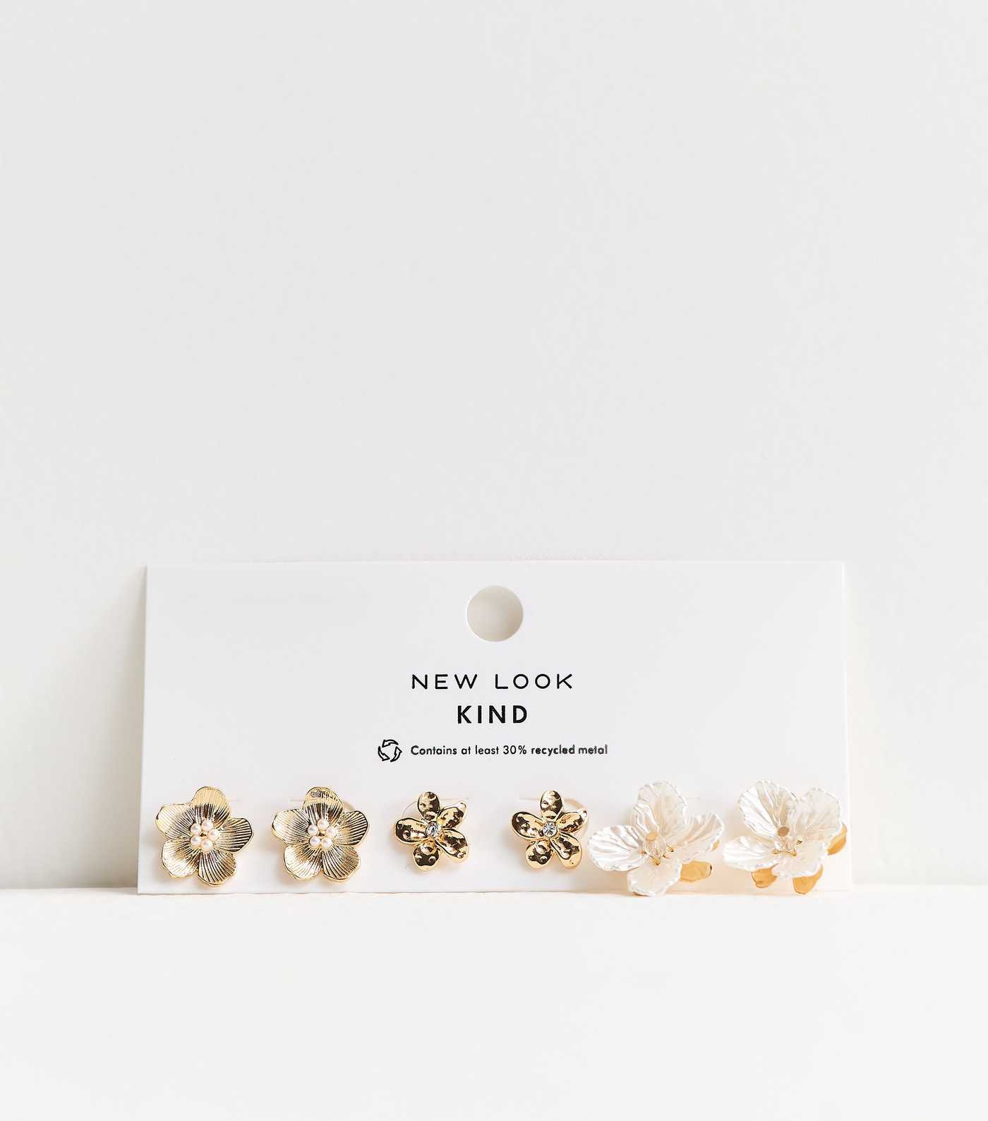 Pack of 3 Gold Tone Mini Flower Stud Earrings | New Look | New Look (UK)