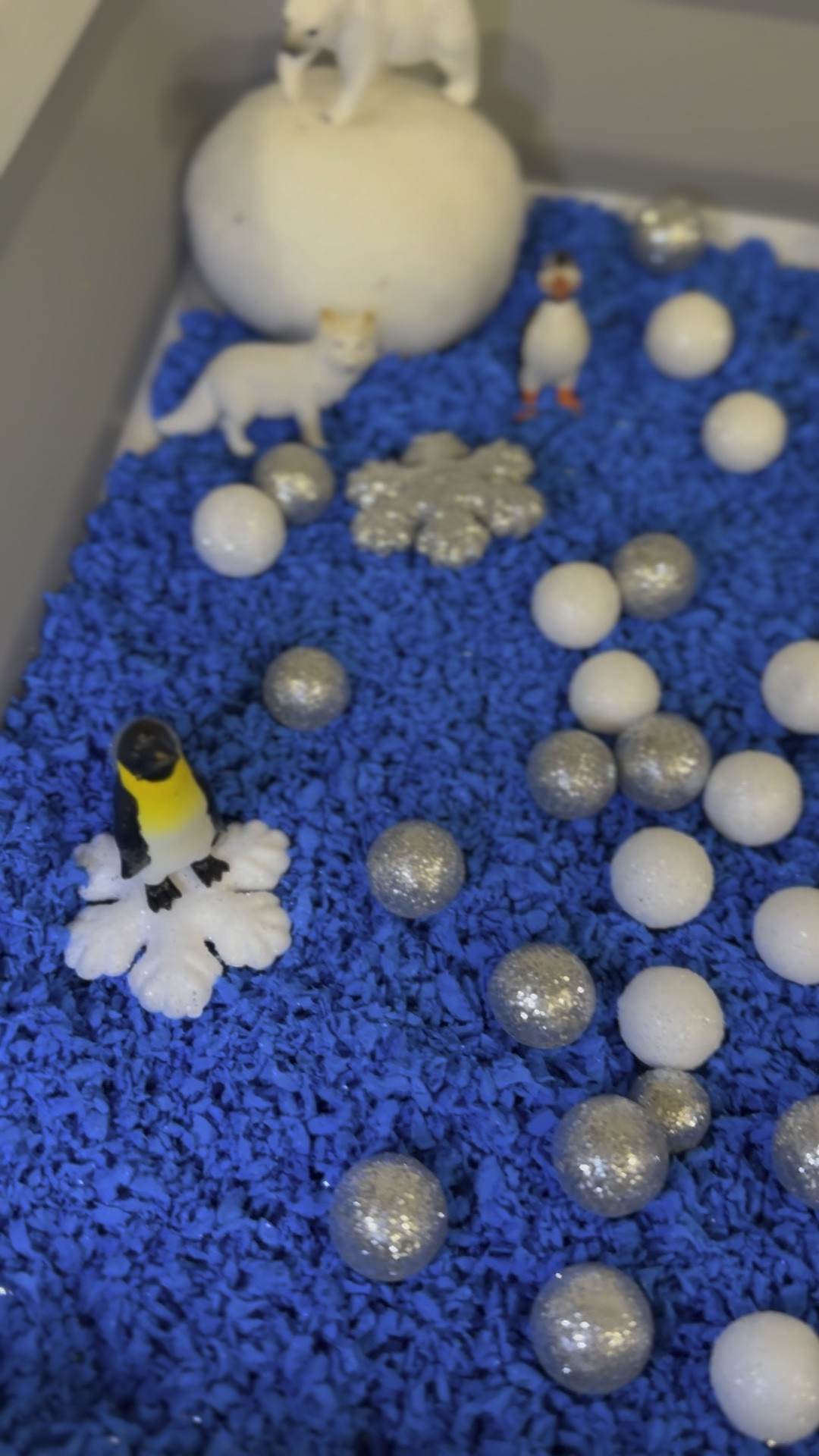 Details for this arctic sensory bin  🐻‍❄️ 

Sensory play • animals • toys • learning 

#LTKKids #LTKSeasonal