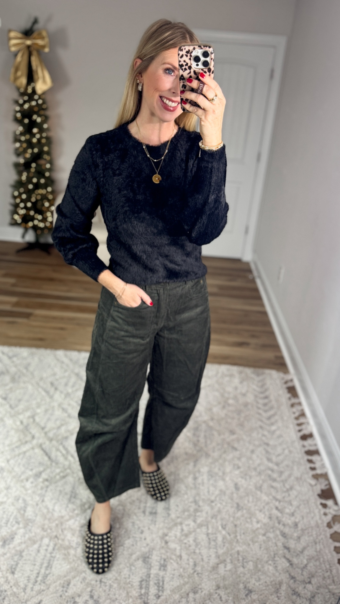 Daily try on, Walmart outfit, Amazon fashion, corduroy barrel jeans 

#LTKootd #LTKFindsUnder50