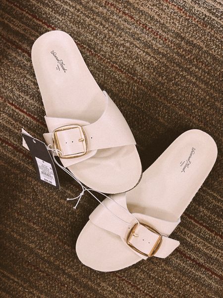 A $25 dollar dupe for Birkenstock’s Madrid Big Buckle! Yes, please!
These sandals are just as comfortable as the ones that they are inspired by.
These ones will save you about $160 though 😉
Sandals, summer, Target Finds, deals, affordable outfits 

#LTKFindsUnder50 #LTKShoeCrush #LTKSeasonal