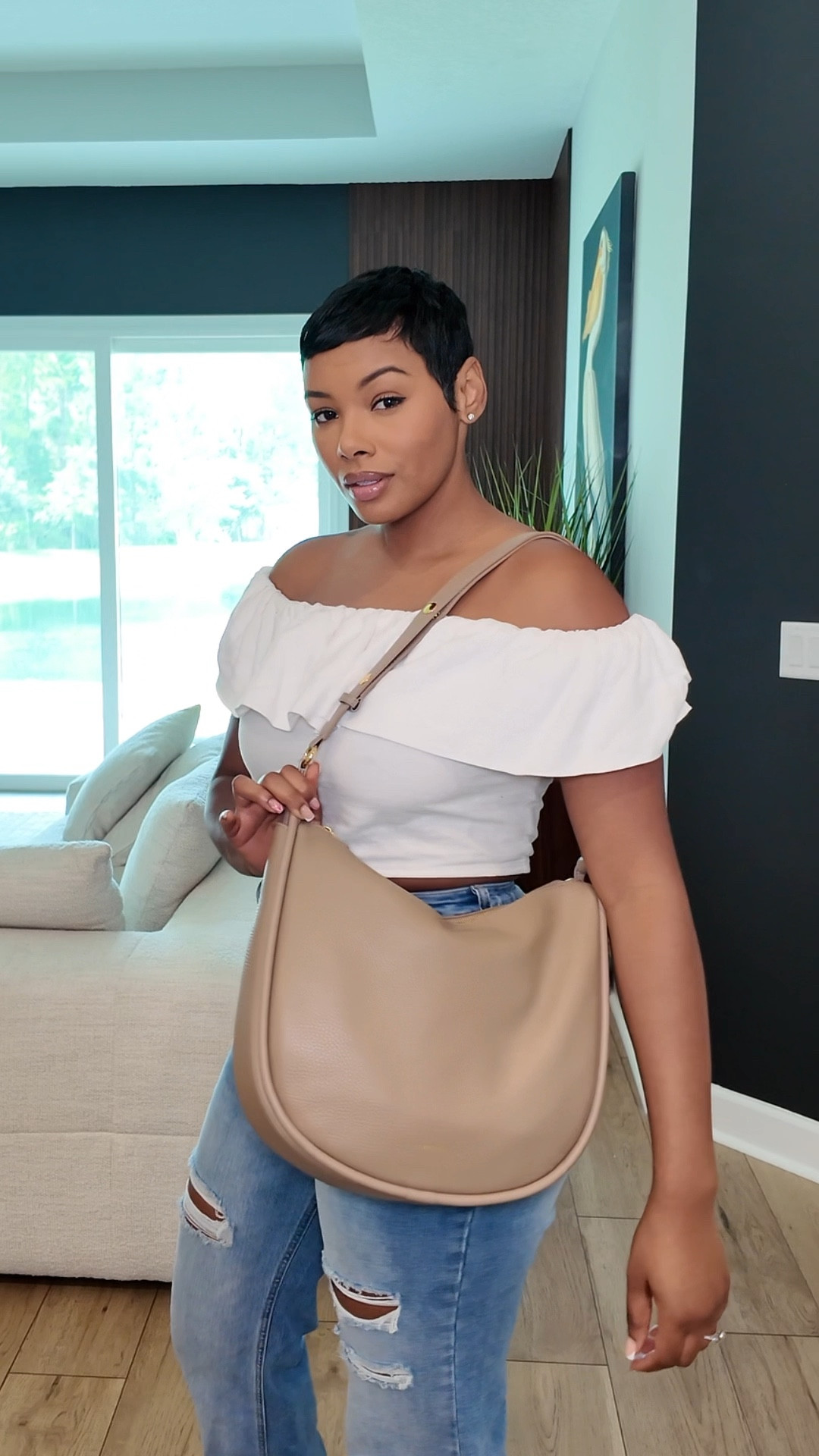 Still not over how amazing this bag is 😍
This is the Marley Hobo from Aallyn in Biscotti & the quality is insane for the price and the size is perfect for everyday.
AND it’s still 25% off with code JULY25 👛
Trust me… you need this in your life!

#LTKStyleTip