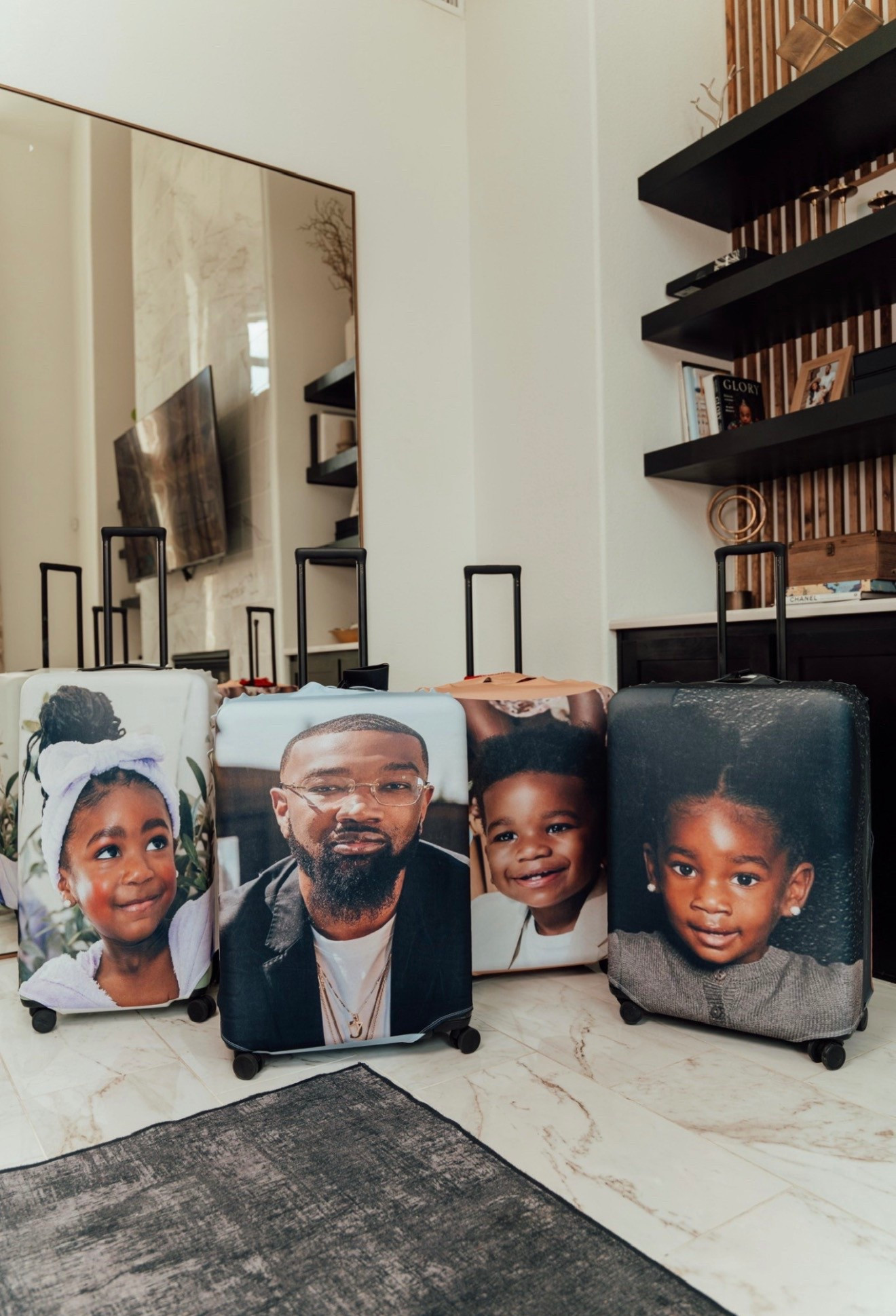 Personalized luggage covers for the whole fam! No more wondering if that’s your bag at baggage claim! 



#LTKTravel #LTKFindsUnder50 #LTKGiftGuide