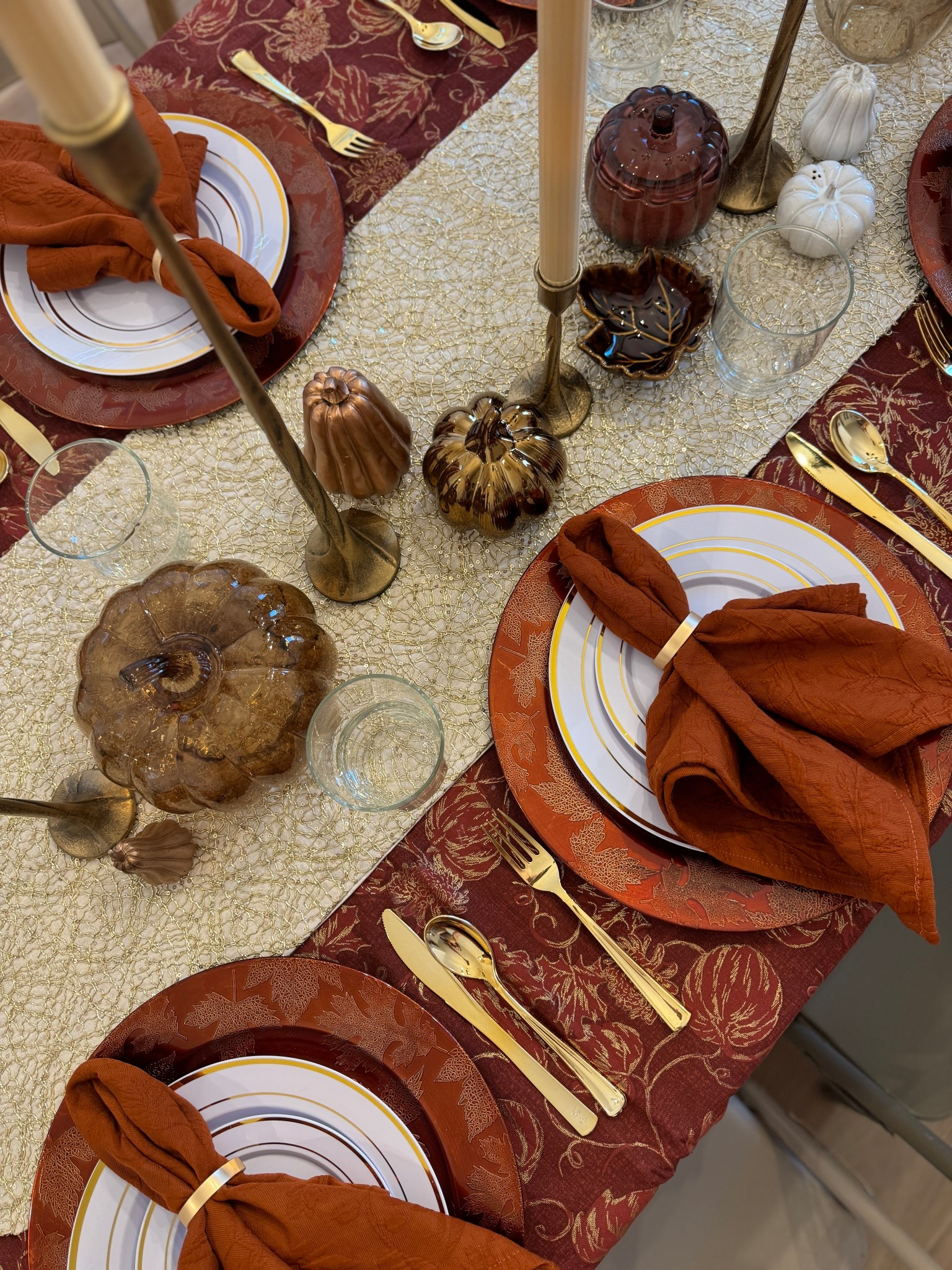 Creating the coziest Thanksgiving Friendsgiving tablescape with warm neutrals, classic fall textures, and all my hosting must-haves 🤎🍽️
Linked everything on my LTK — with exact products and dupes, from the table runner to the candleholders — so you can recreate this whole look for your holiday dinner!
Who else is hosting Friendsgiving this year? 🥂🦃✨

#LTKHoliday #LTKSeasonal
