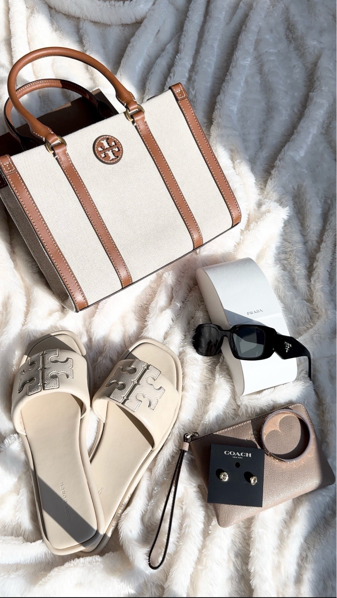 Did you know @walmart has real designer brands for less!?! 🎉☺️🎉… I decided to get a few items from Tory Birch, Coach, and Burberry. 🤍

shop these looks below! 

#LTKSaleAlert #LTKStyleTip