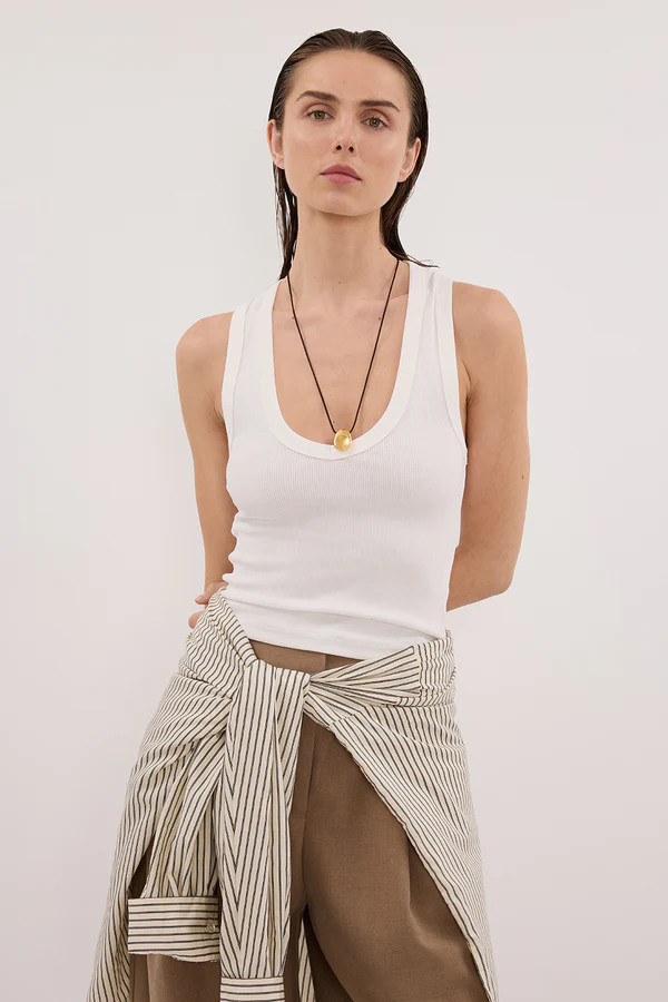 YASMIN OFF WHITE SLEEVELESS KNIT TANK | DISSH