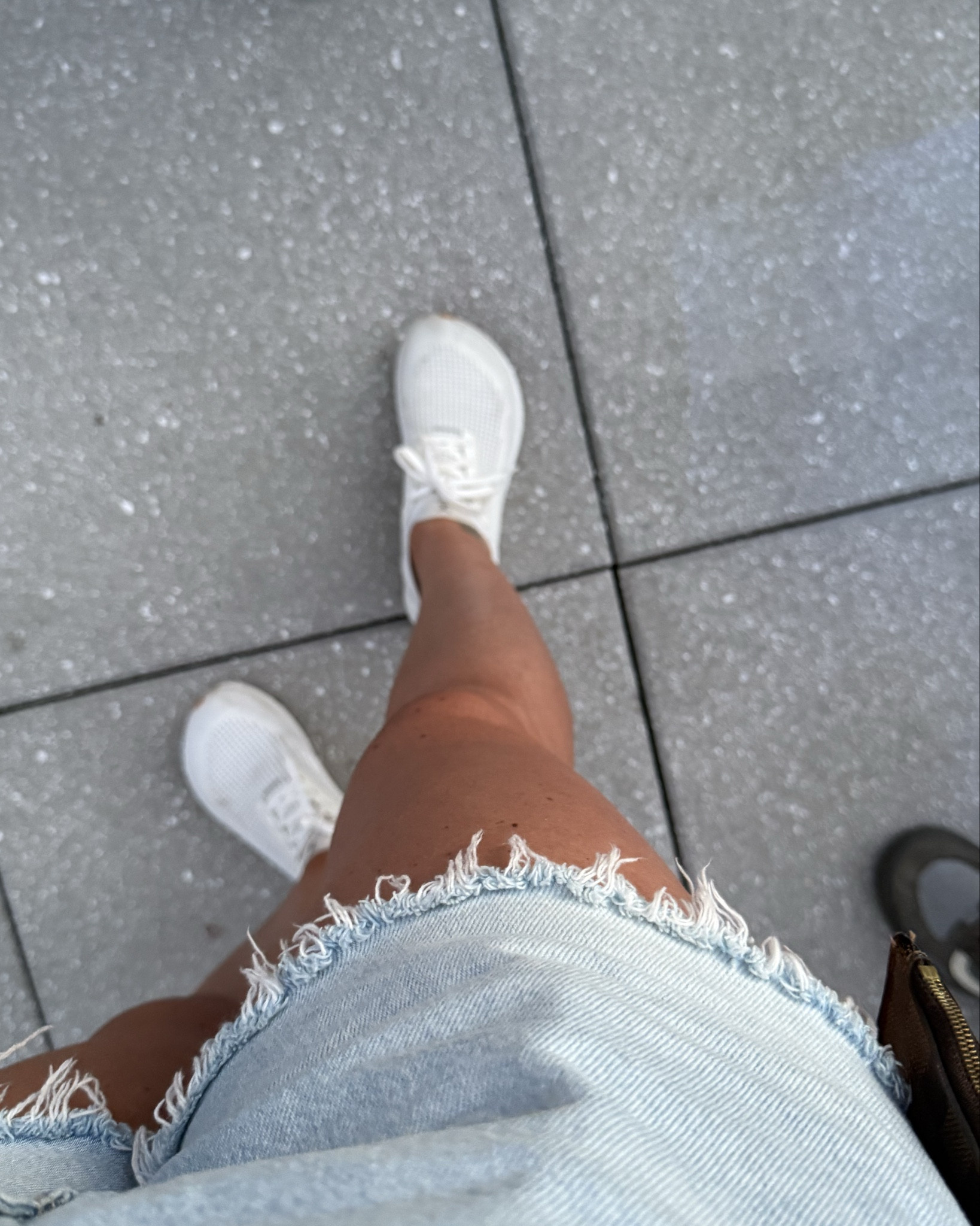When I have told you in the past that these are my favorite daily and workout sneakers- I wasn't lying. Not picture are the two pairs in my car 🤣 

I can wash them and let them air dry on my hooks and the white and tan shoes stay looking brand new. Wear with or without socks and its sole emulates the feeling of working out barefoot.

Worth. Every. Penny. 

OH--- and I linked the sites that have them on sale 😲😲😲😲😲

 

#LTKShoeCrush #LTKStyleTip #LTKActive
