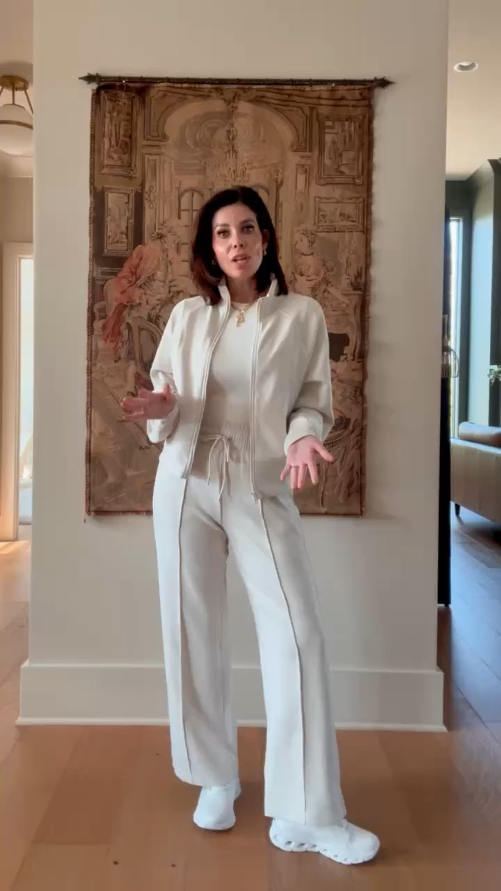 The cuuutest, comfy yet put together outfit! I am obsessed with this set - it looks and feels like SPANX without the price tag! And I cannot get over these sneakers, they’re my new favorite for sure! 

#ootd

Walmart fashion. Walmart athleisure. Walmart winter style. Walmart SPANX inspired lounge set. Walmart scuba knit set. Walmart winter to spring athleisure  

#LTKFindsUnder100 #LTKSeasonal #LTKStyleTip