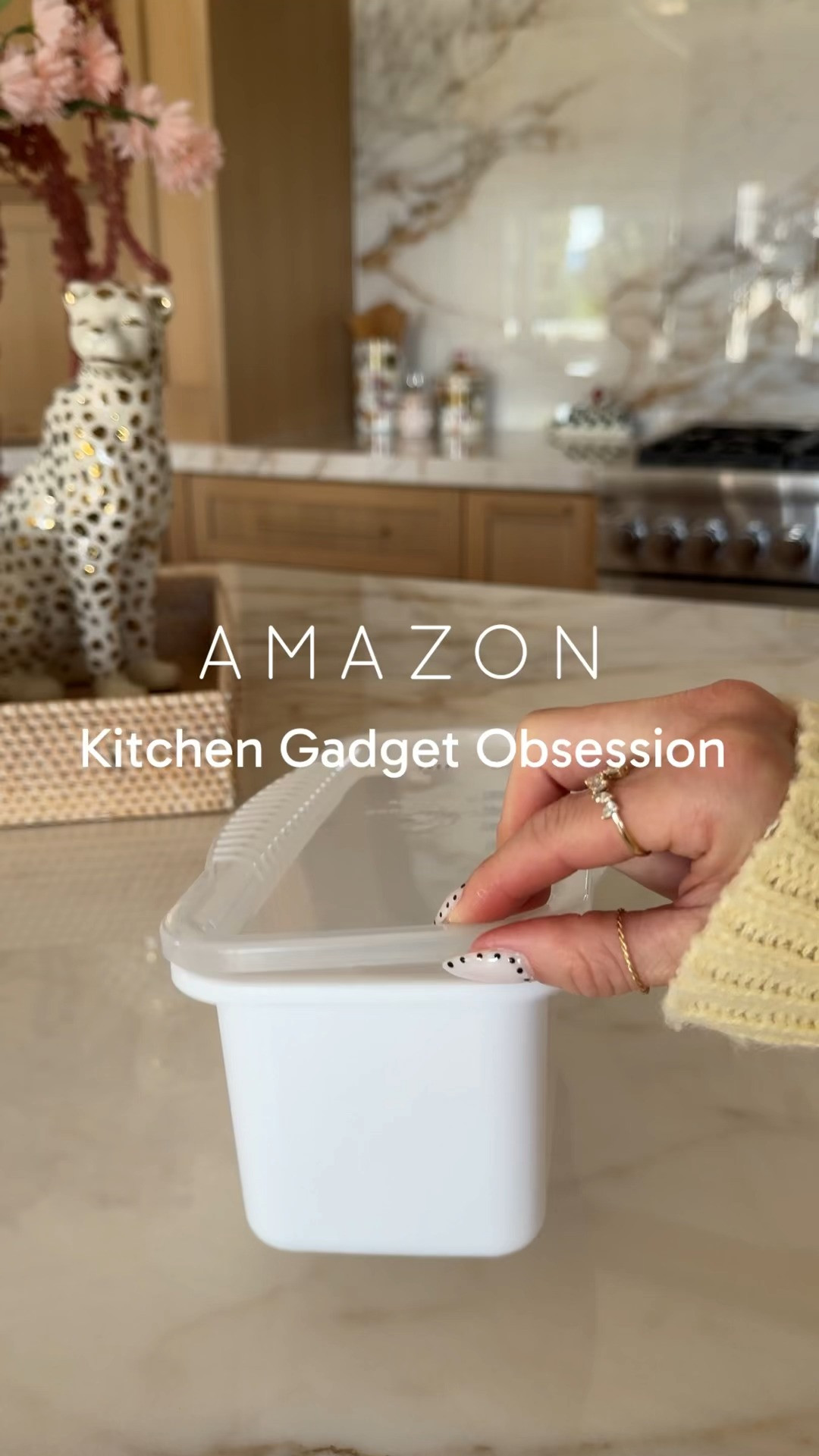 A microwave pasta cooker with a built-in portion tool is one of those deceptively simple kitchen gadgets that quietly solves multiple problems at once—speed, mess, and guesswork. Think of it as the kitchen equivalent of a shortcut that actually works—especially on busy nights or when you just don’t want to deal with the stove. 

 #LTKdayinmylife #LTKmomlife #LTKfoodie