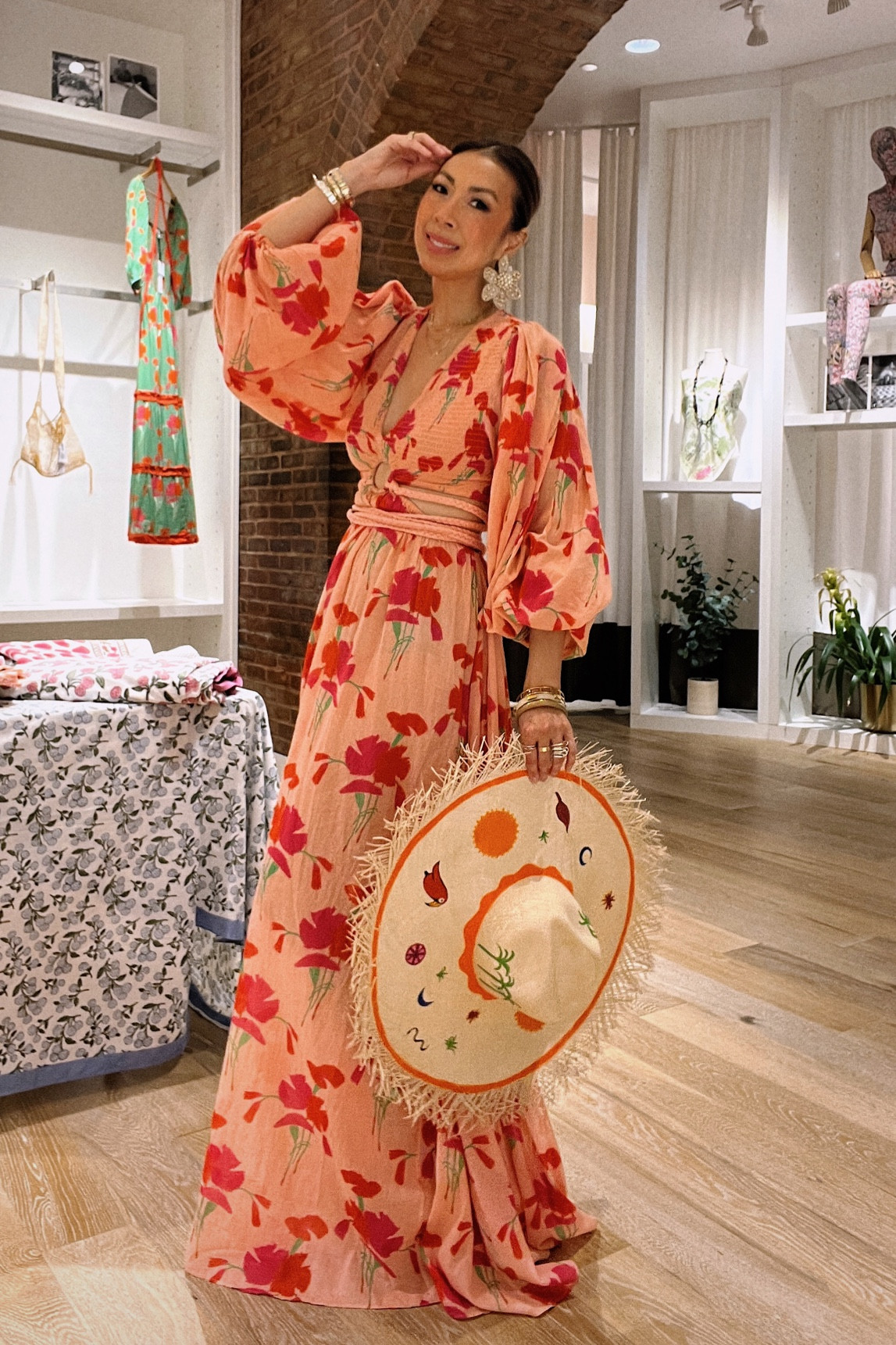 Gorgeous floral dress perfect for a beach vacation (size S) 

#LTKtravel #LTKSeasonal #LTKwedding