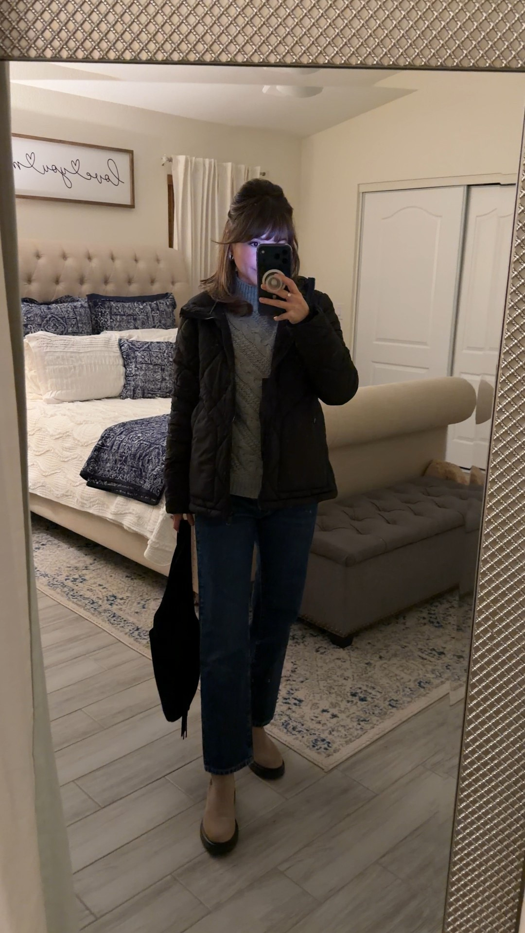 The winter basics I reach for on busy mom days.
5’2 petite-friendly puffer, straight jeans, and waterproof boots that never fail.
Everything linked + in stock.

Packable puffer xsmall
Jeans 25p
Sweater small
Boots 5

#LTKootd #LTKHoliday