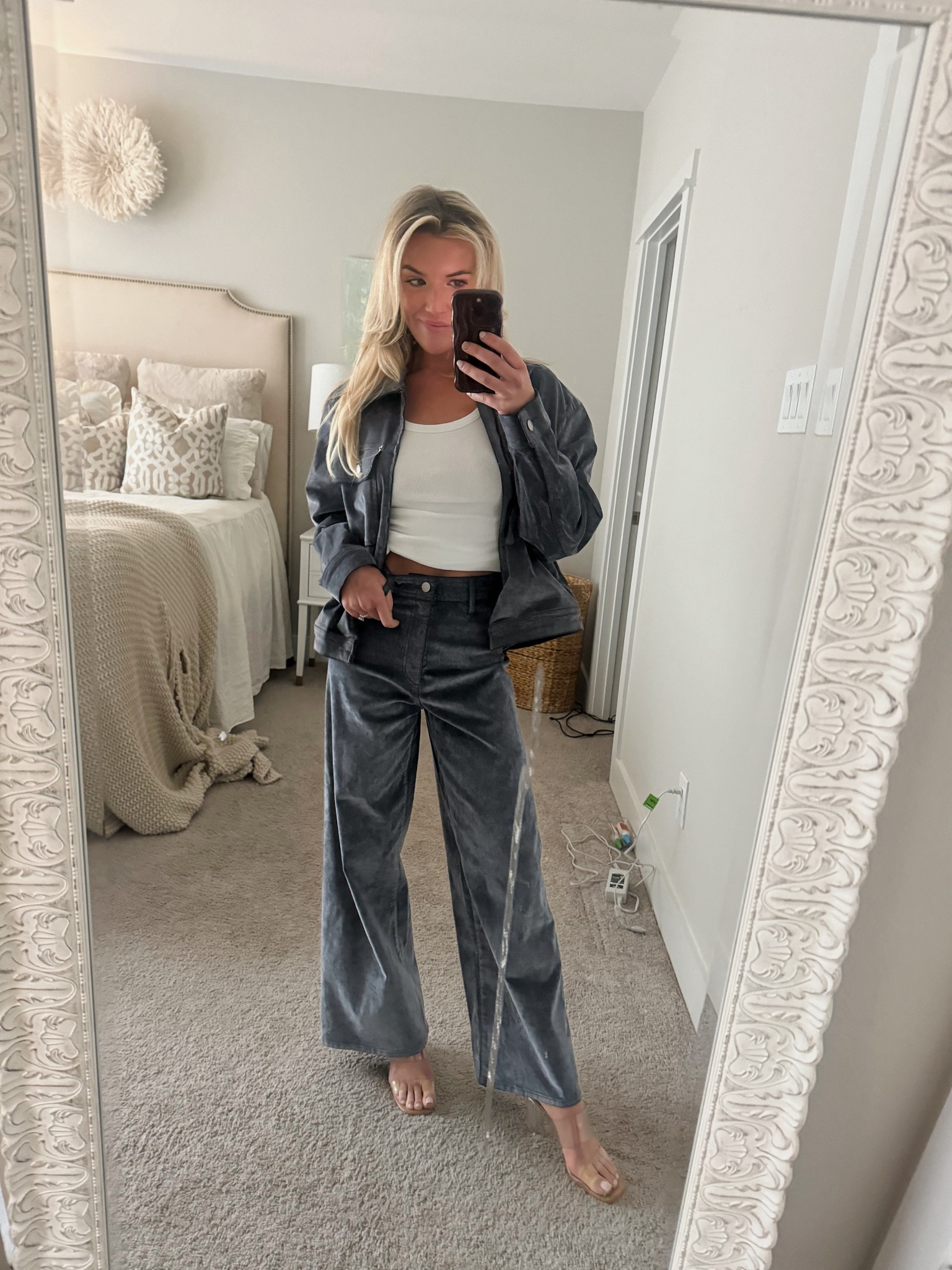 target set on sale 🩶 can be worn so many ways

Wearing size M in jacket & size 2 in pants (they run big)

#LTKFindsUnder50 #LTKSaleAlert #LTKCyberWeek
