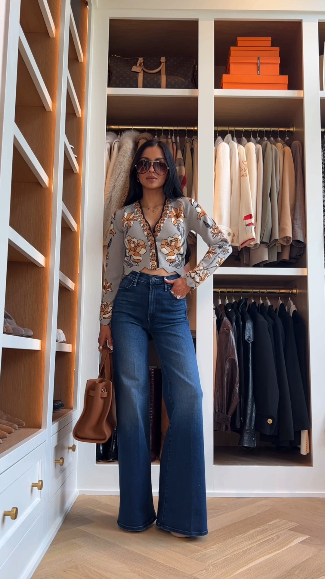 Fall transition outfit / fall workwear
Farm Rio Cardigan
Mother hustler jeans wearing a 23
Amazon Hermes inspired tote

#LTKOver40 #LTKWorkwear #LTKootd