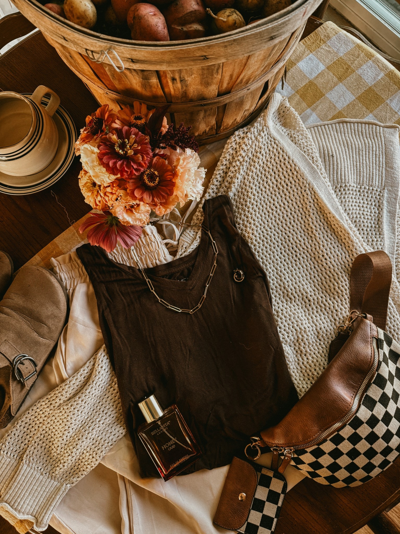 The perfect summer-to-fall transition outfit 🍂

These linen pants are lightweight and breezy for warm afternoons, while this open-neck cardigan duster is perfect to throw on when mornings and evenings get cool. Paired with a loose-fit V-neck brown tank, comfy clogs or sandals, and our favorite crossbody bag — it’s an easy, budget-friendly look that feels put together without trying. 🌾

I’ve added a few of my go-to jewelry pieces and the budget-friendly perfume I wear daily (and always get compliments on!).

👉 Tap to shop the full look right here on LTK — because country living style doesn’t have to come with a big price tag

#LTKMidsize #LTKSeasonal #LTKPlusSize