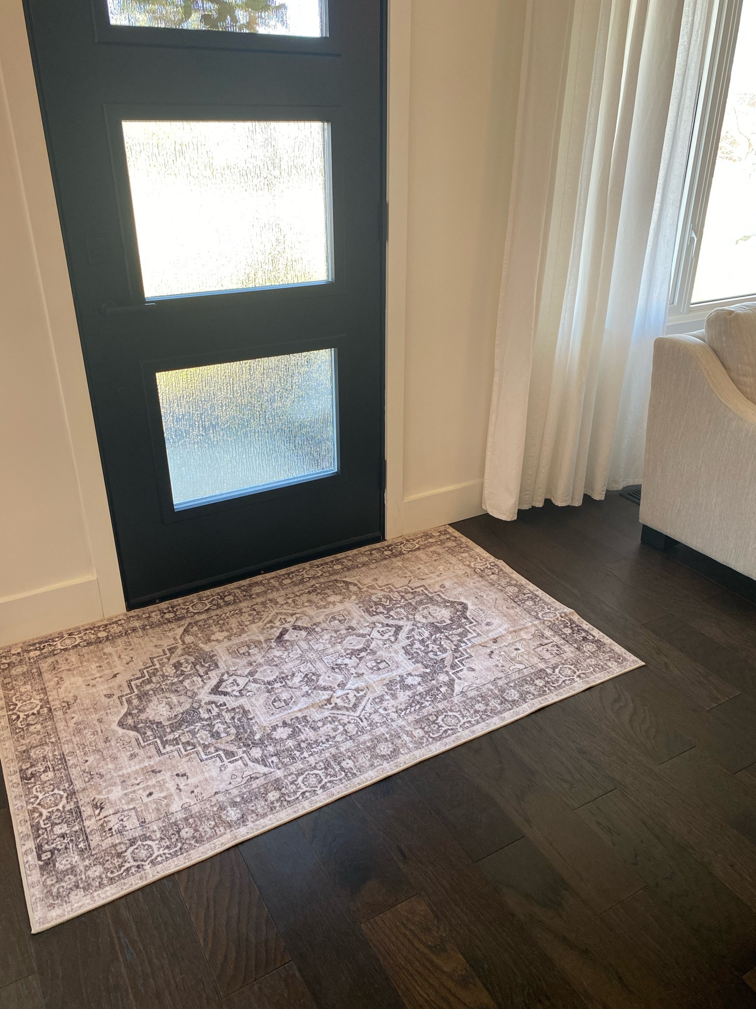 Area rug, entryway rug, entry rug, runner, vintage rug, neutral rug, wayfair, Amazon, target, crate and barrel, pottery barn , west elm, cb2, Loloi rug, McGee and co

#LTKhome #LTKstyletip #LTKunder50