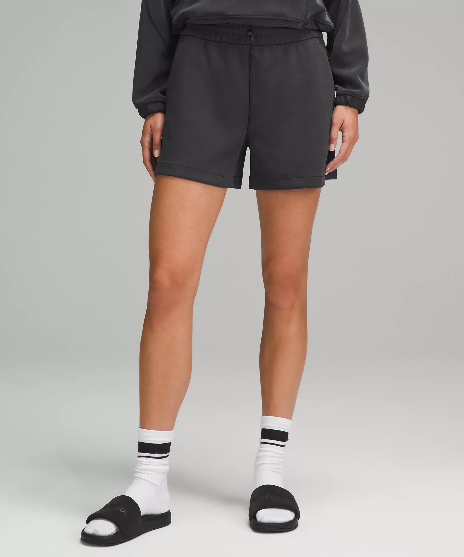 Softstreme High-Rise Short 4" | lululemon (CA)