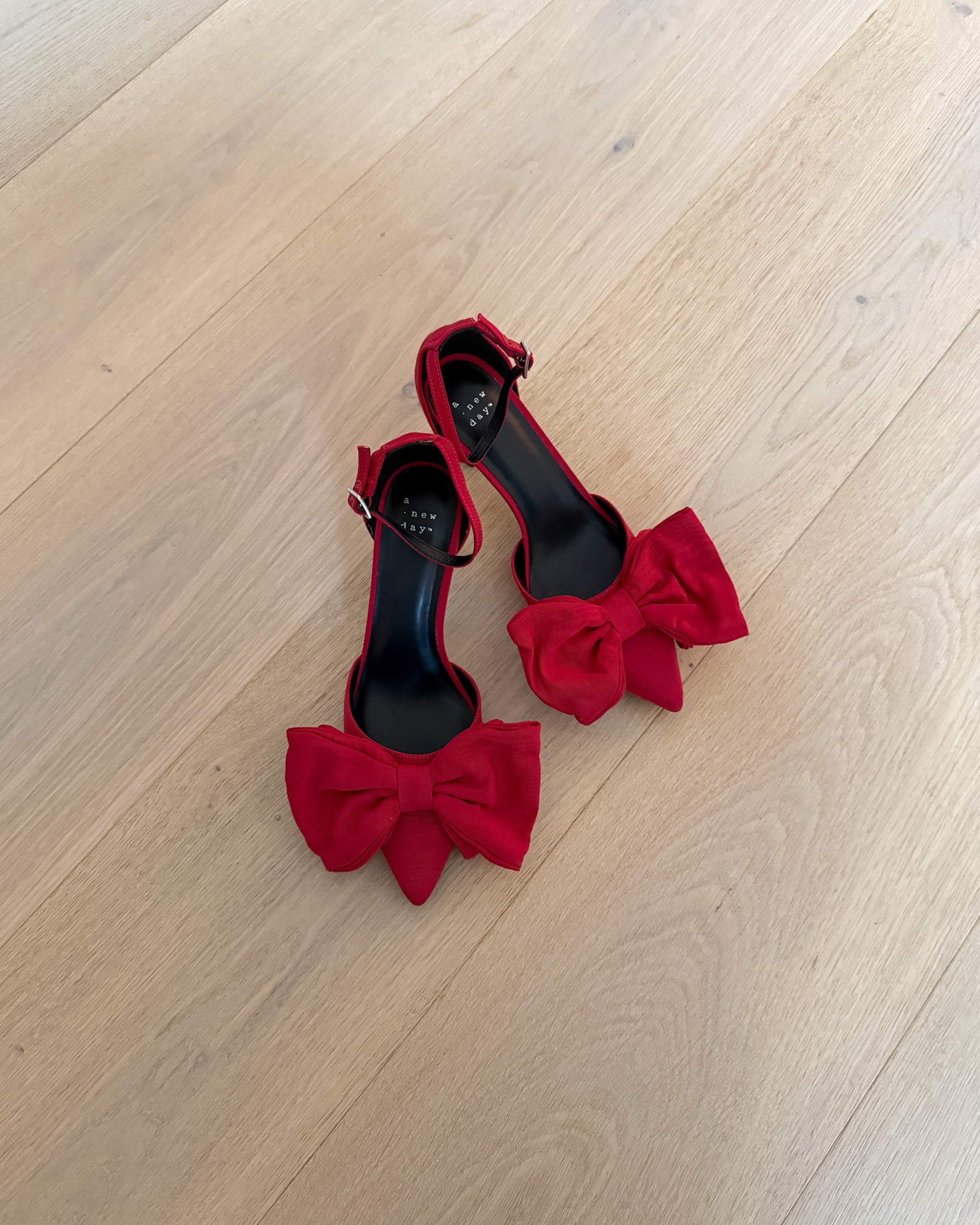 Red bow heels! Perfect for a holiday party ✨

#LTKShoeCrush #LTKCyberWeek #LTKHoliday