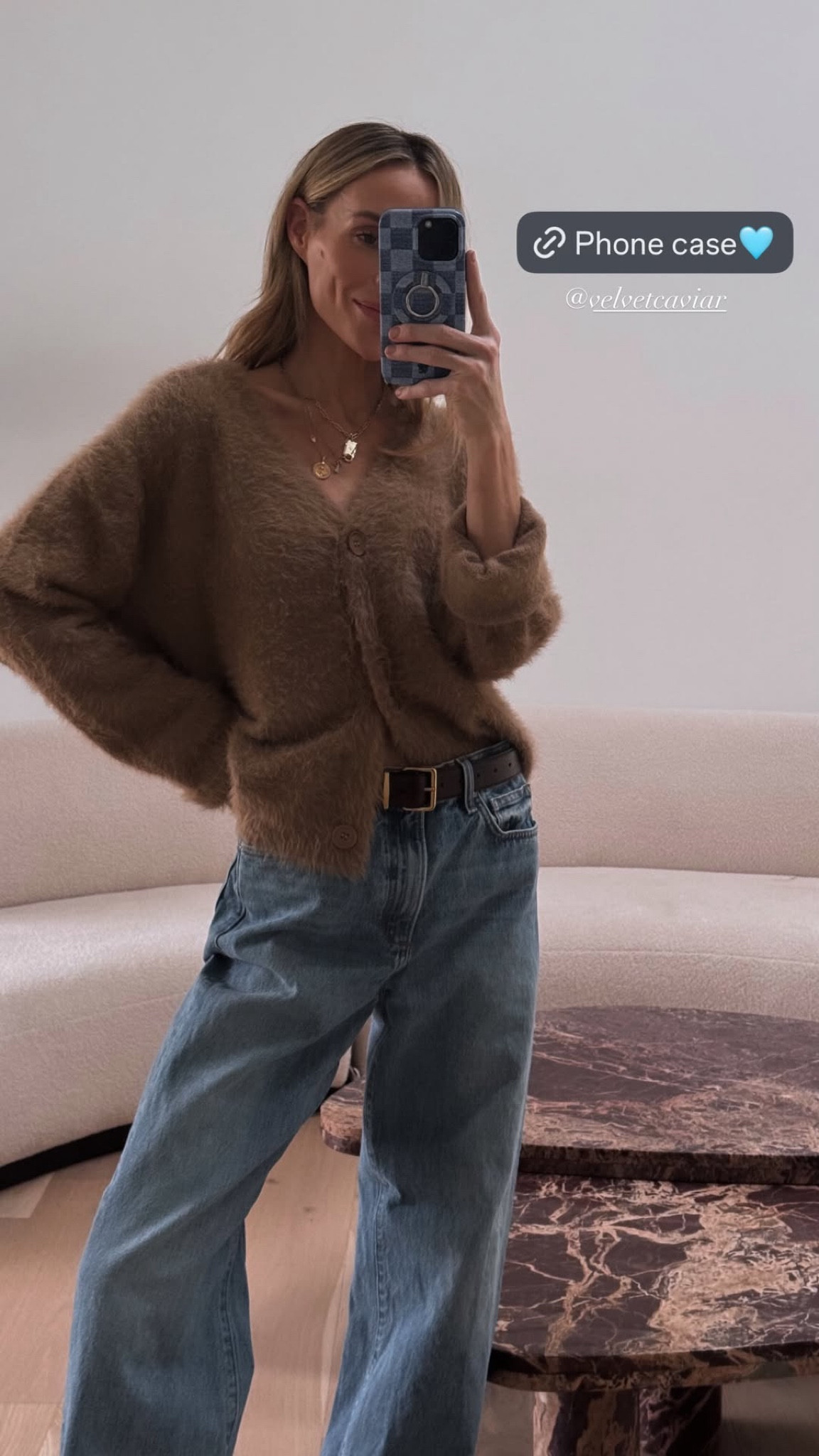 My new favorite phone case 👖