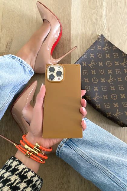 Quad Phone Case- Cocoa | The Styled Collection