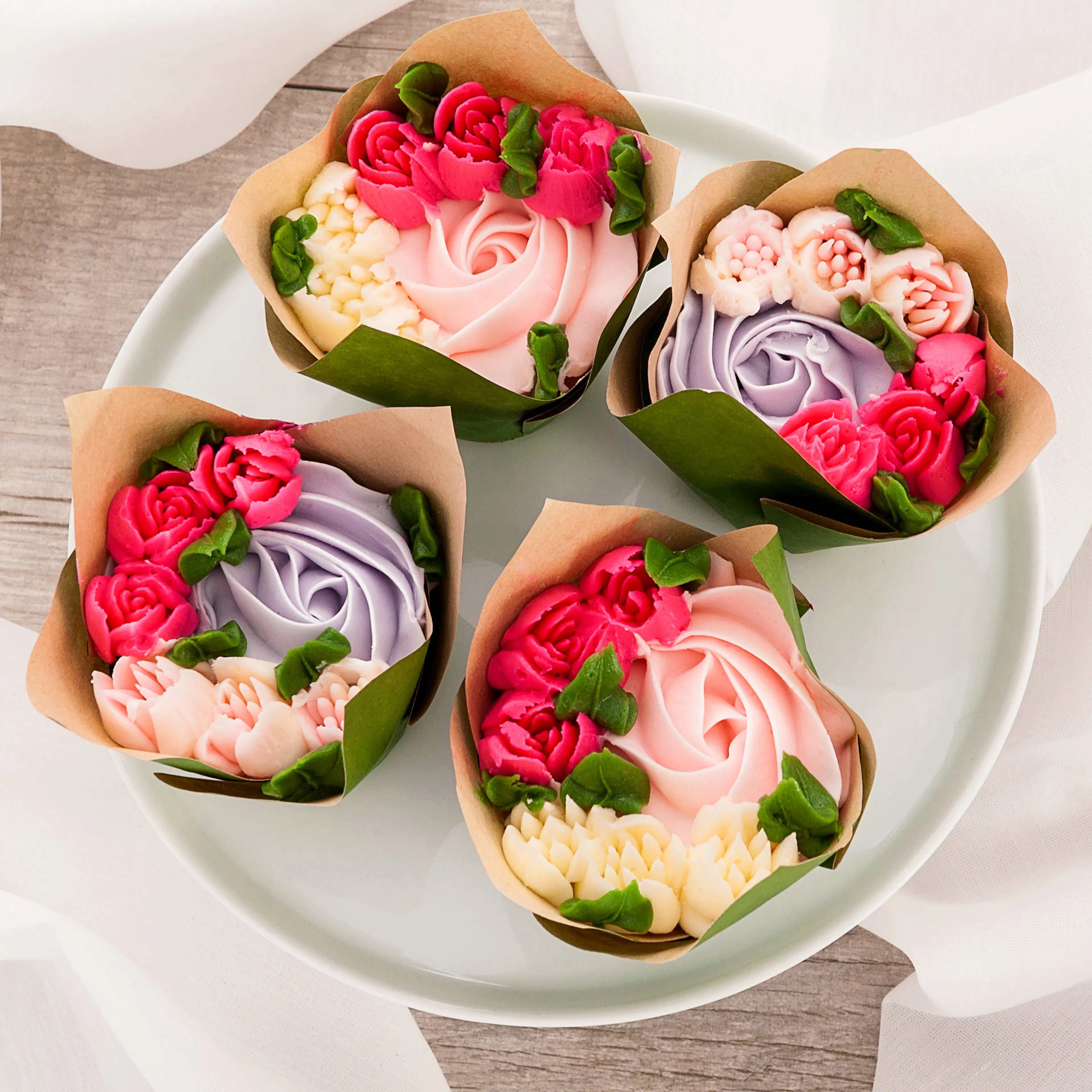 Bouquet Cupcakes - 8 Pack by We Take the Cake | Goldbelly | Goldbelly