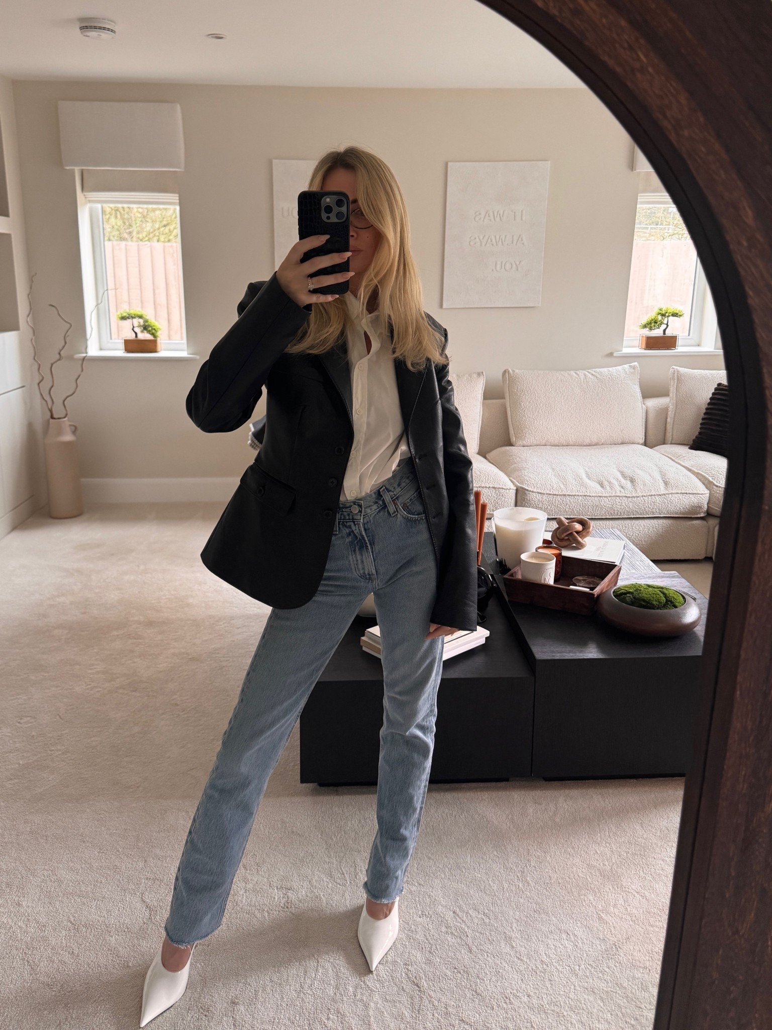 Can you go wrong with a good pair of jeans and blazer 🖤

#LTKjeans #LTKuk #LTKluxury