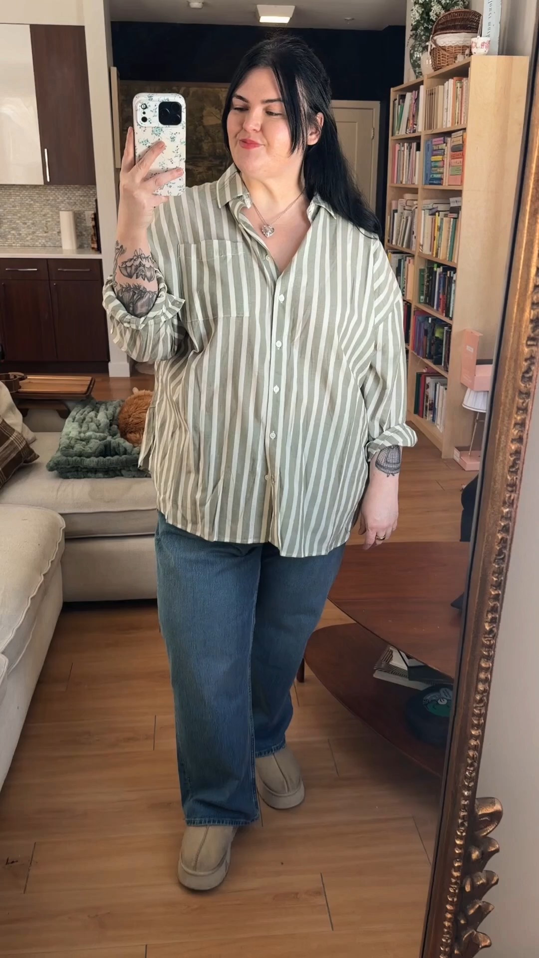 Cute top from @Torrid !  Love this outfit so much just a perfect transitional look. Refresh  

#LTKootd #LTKSaleAlert #LTKPlusSize