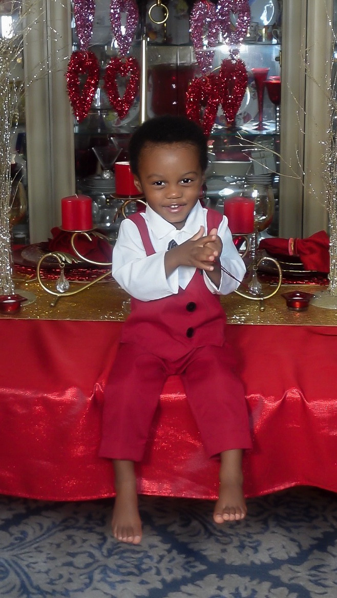 A little patty cake & a red tuxe for Valentine’s Day! Shop baby boy’s look for only $10! 

#LTKValentine #LTKKids #LTKBaby