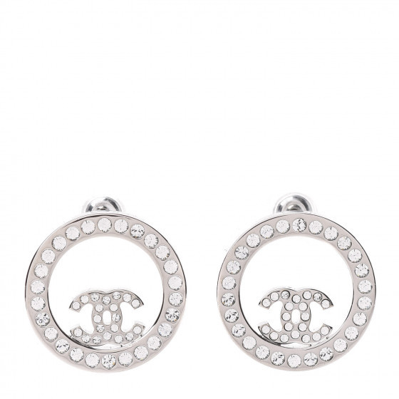 CHANEL

 Crystal CC Round Earrings Silver


21 | Fashionphile