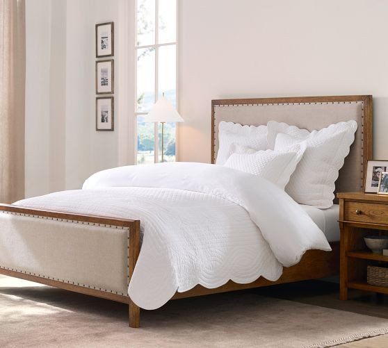 Heirloom Scallop Quilt | Pottery Barn (US)